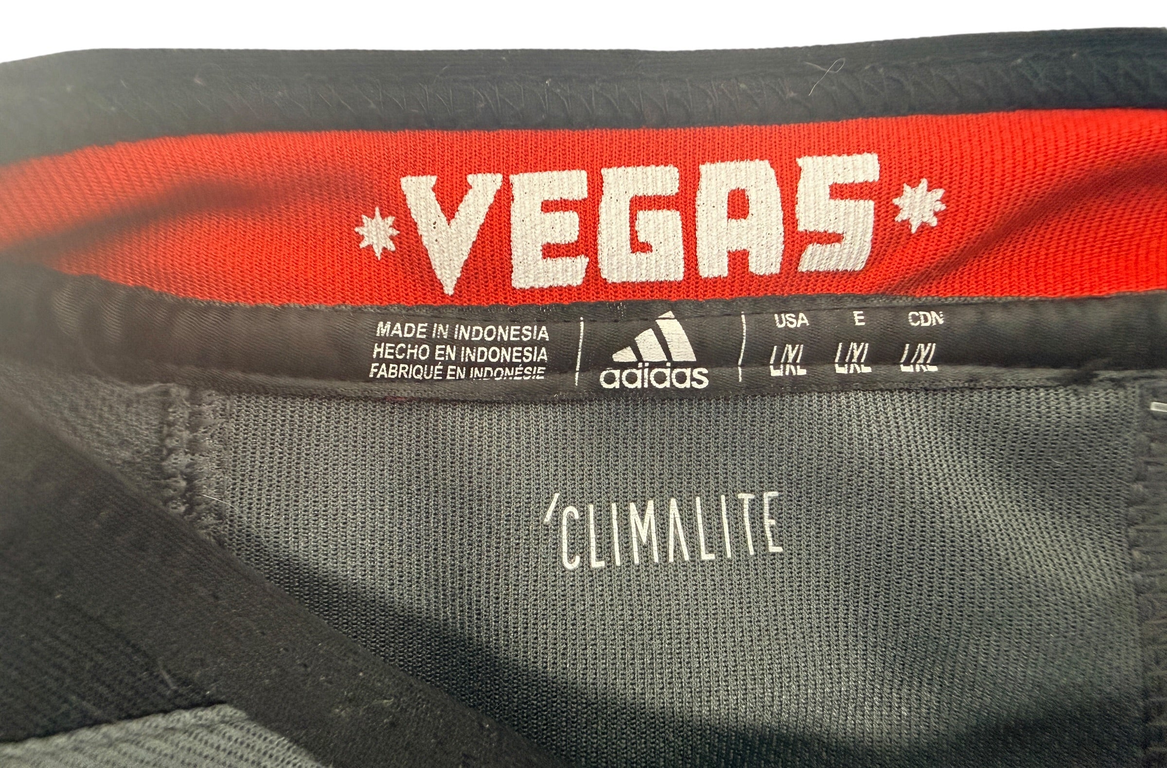 Adidas Vegas Golden Knights Marc-André Fleury #29 hockey jersey size Large. Official NHL Climalite jersey with sewn graphics and shoulder patches.