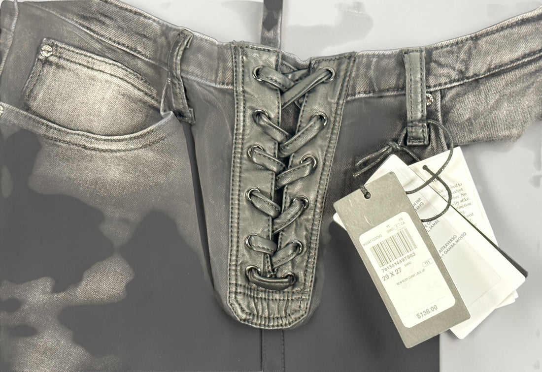 NWT GUESS Sexy Curve Skinny Mid jeans in black vintage wash featuring a lace-up front, stretch denim construction, and flattering curve fit. Size 29x27.