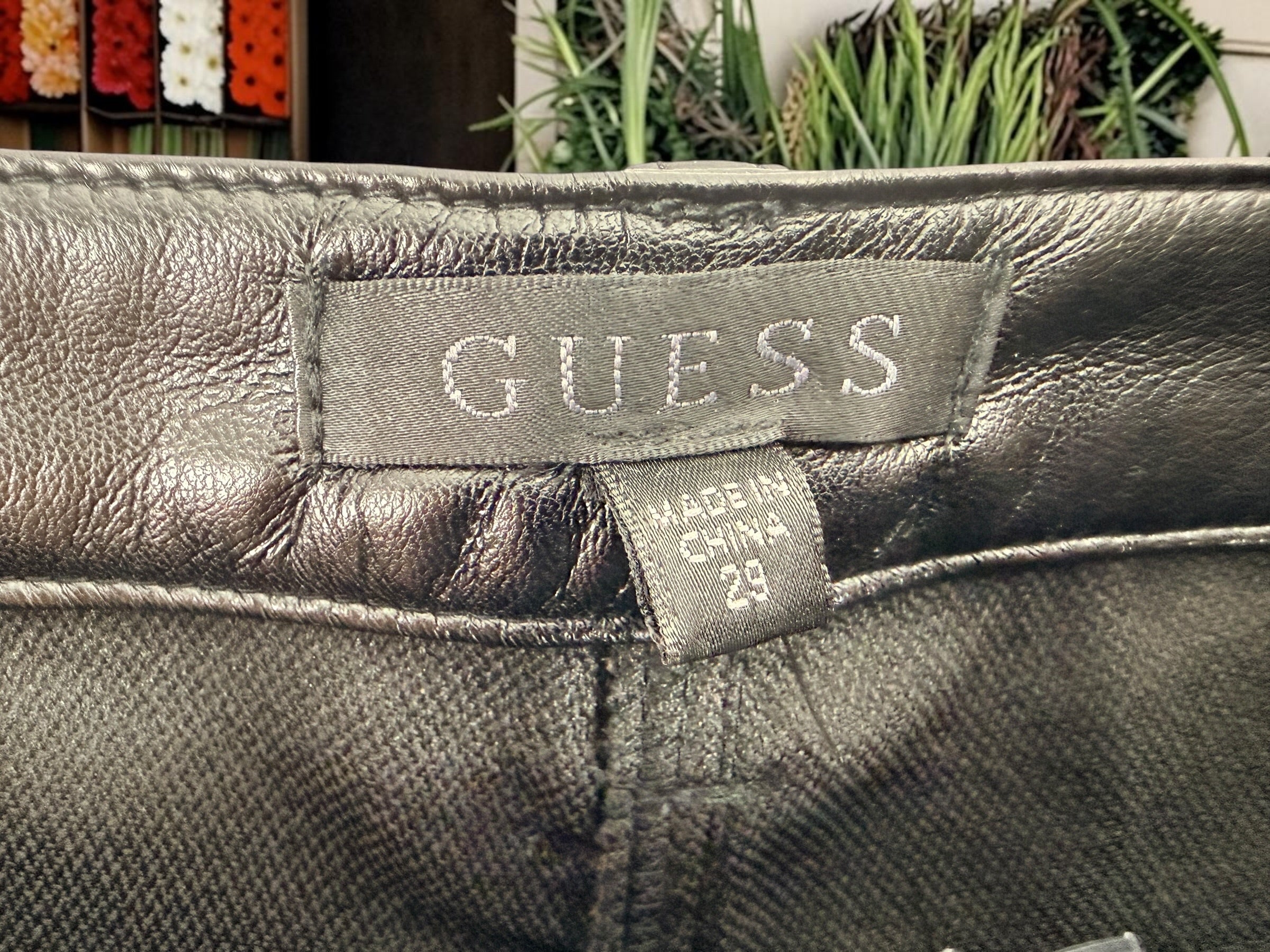 NWT GUESS Kelly Straight faux leather pants in Jet Black, size 29x29. Straight-leg fit with sleek leather-look finish. Original $158 retail.