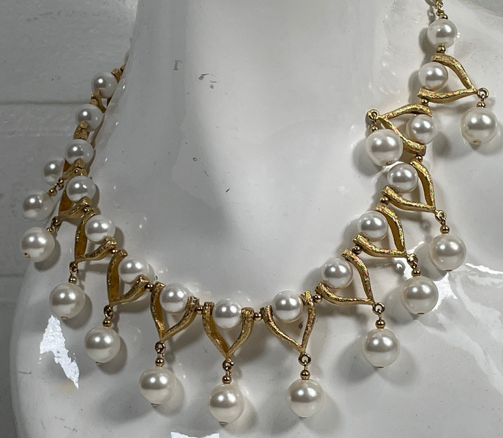 Vintage 1950s François Faux Pearl Necklace – Textured Gold Tone Fringe