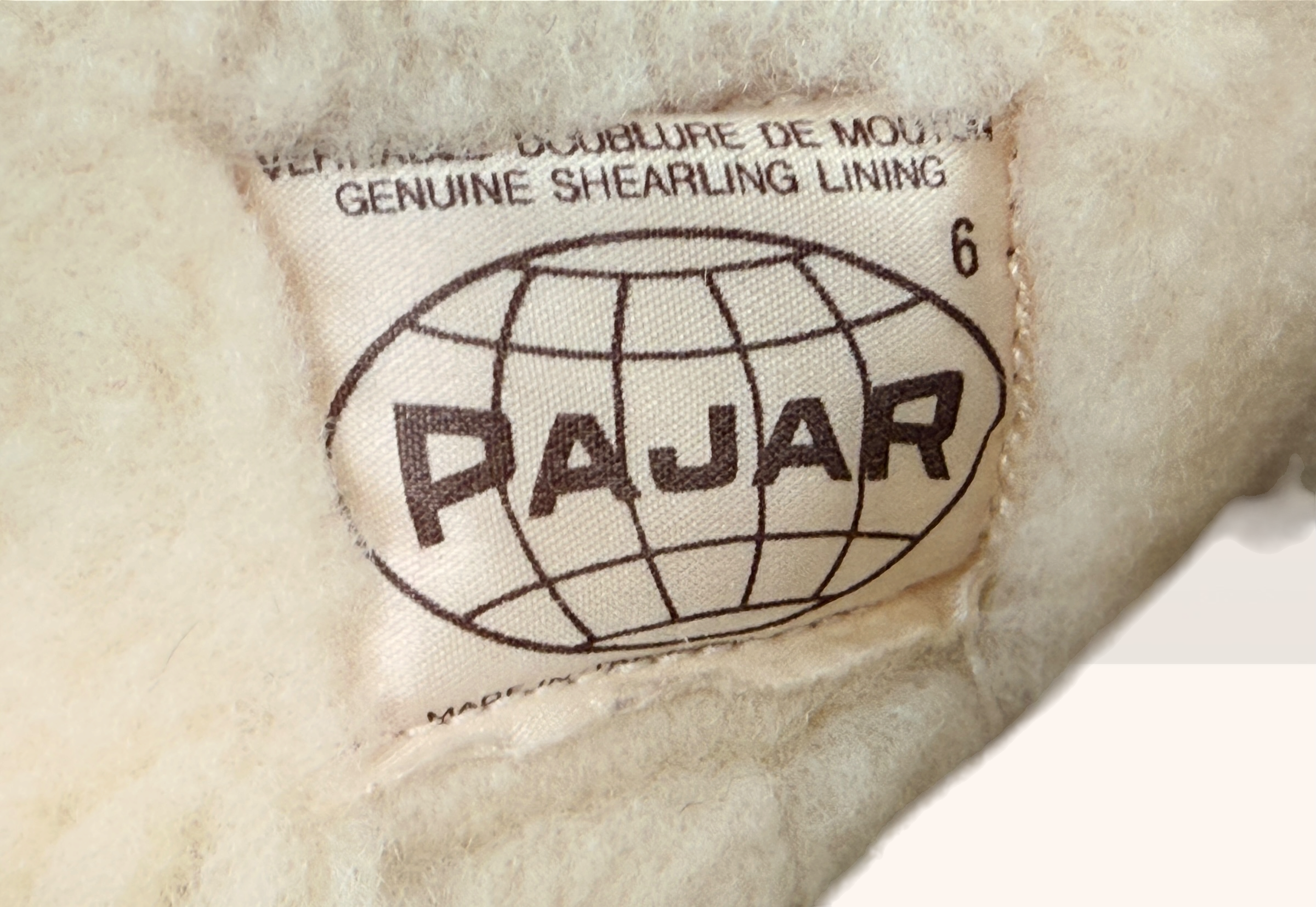 Vintage Pajar Canada genuine sealskin winter boots with genuine shearling lining. Women’s size 6. Authentic Canadian-made cold weather footwear in very good condition.