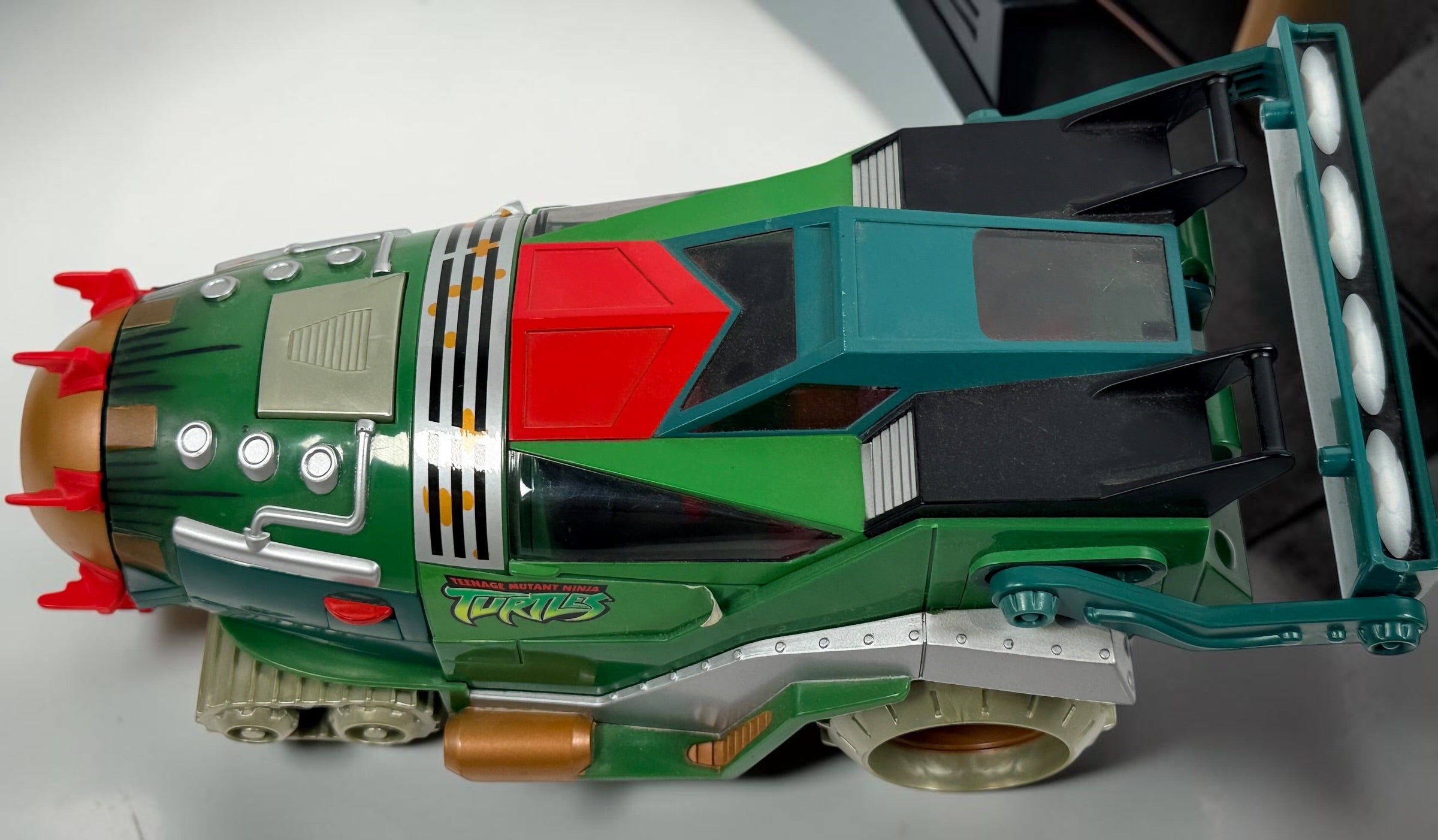 Original 2004 Playmates Teenage Mutant Ninja Turtles Shell Driller vehicle. Authentic TMNT collectible in good pre-owned condition. Vehicle only; figures and accessories not included.