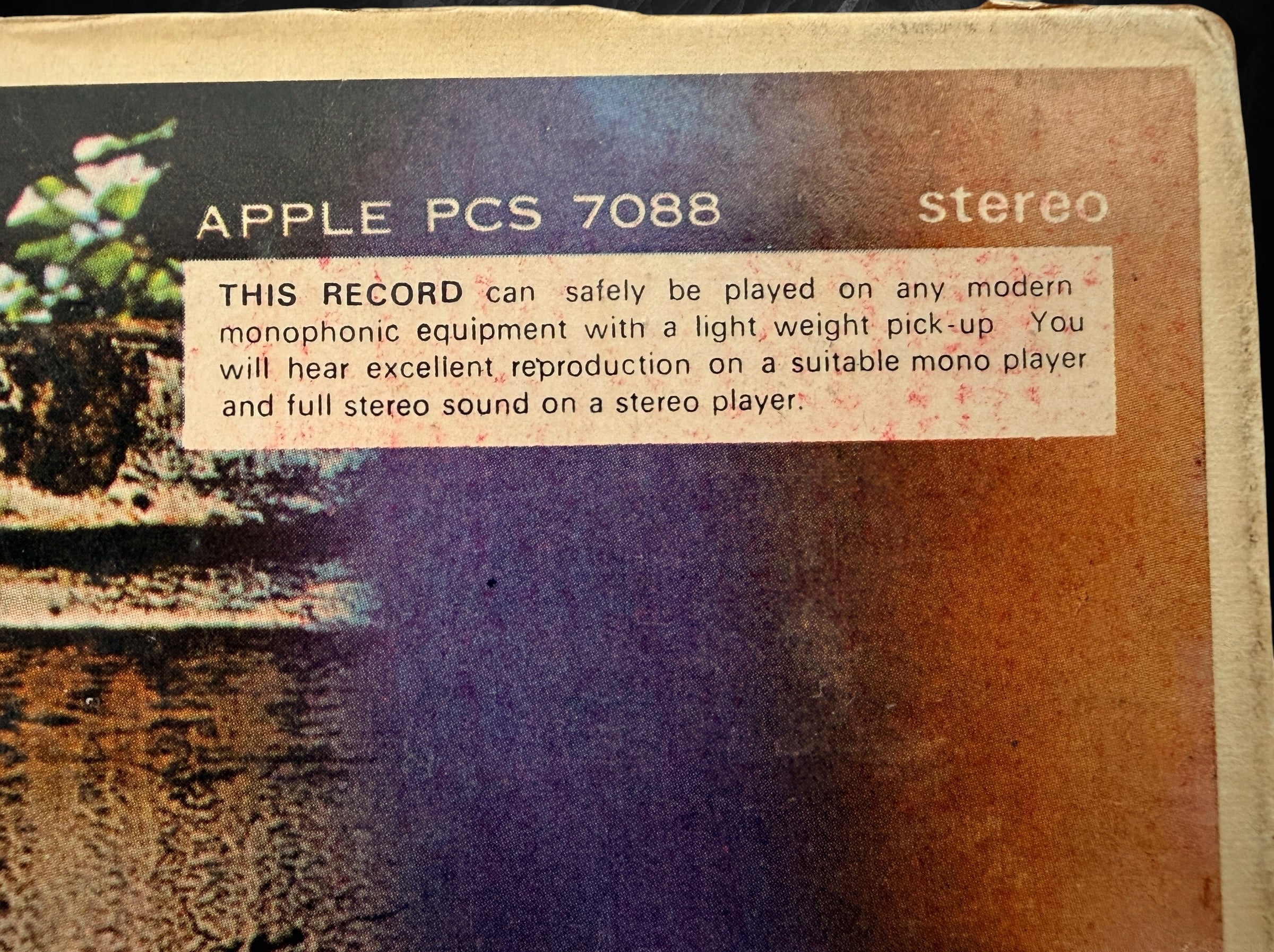 Original Indian pressing of The Beatles Abbey Road on Apple Records PCS 7088. Rare EMI India stereo LP with iconic cover, highly collectible for Beatles fans worldwide.