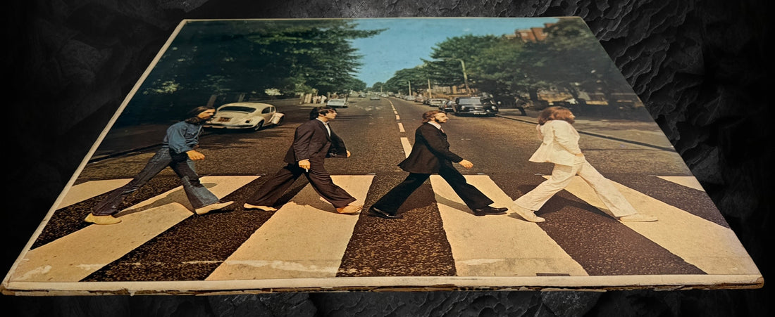 Original Indian pressing of The Beatles Abbey Road on Apple Records PCS 7088. Rare EMI India stereo LP with iconic cover, highly collectible for Beatles fans worldwide.