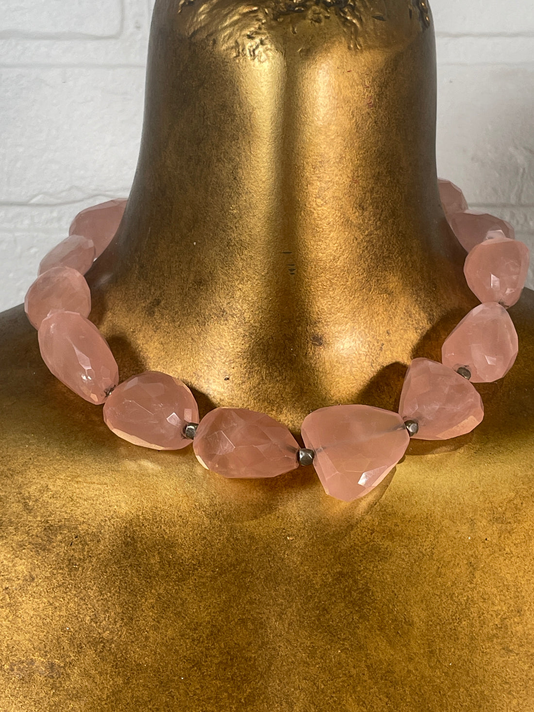Collier en quartz rose – Perles de pierres précieuses à facettes, enfilées à la main, style vintage