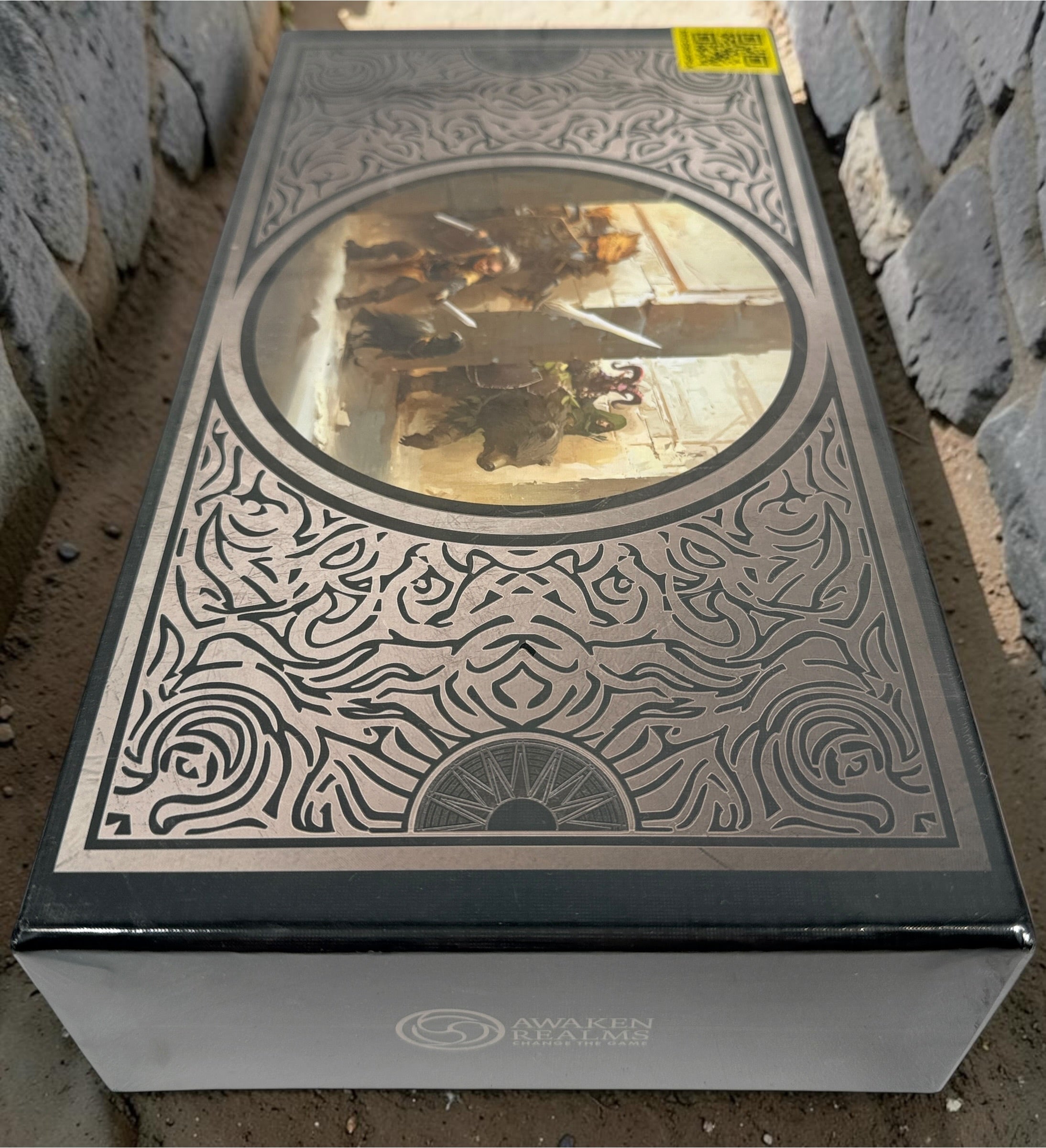 Factory sealed Awaken Realms Vault Heroes &amp; Companions Heroes Pack (2024). Premium fantasy tabletop RPG miniatures for painting, gaming and collecting.