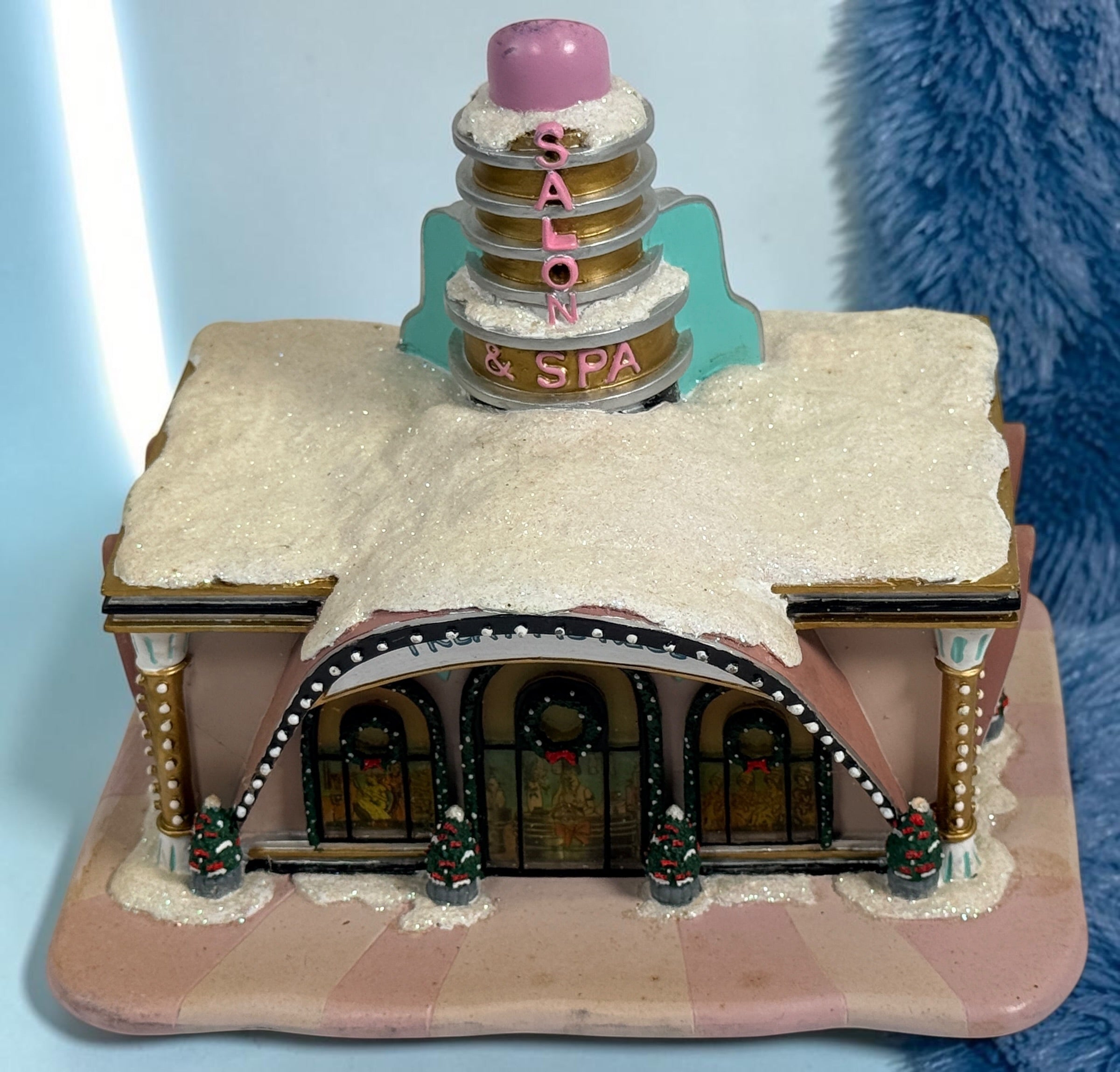 Retired 2010 Hawthorne Village “Treat Me Nice” Salon &amp; Spa from the Elvis Presley Rock ‘n’ Roll Holiday Village Collection. Light cord not included.
