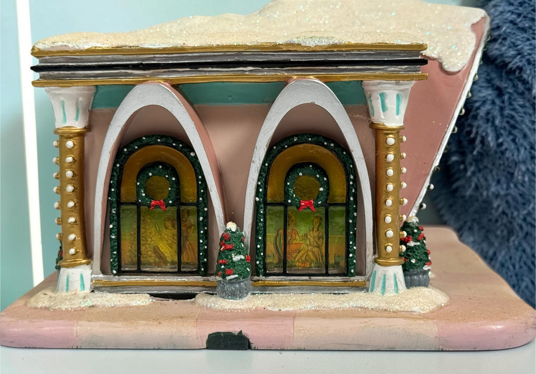 Retired 2010 Hawthorne Village “Treat Me Nice” Salon &amp; Spa from the Elvis Presley Rock ‘n’ Roll Holiday Village Collection. Light cord not included.