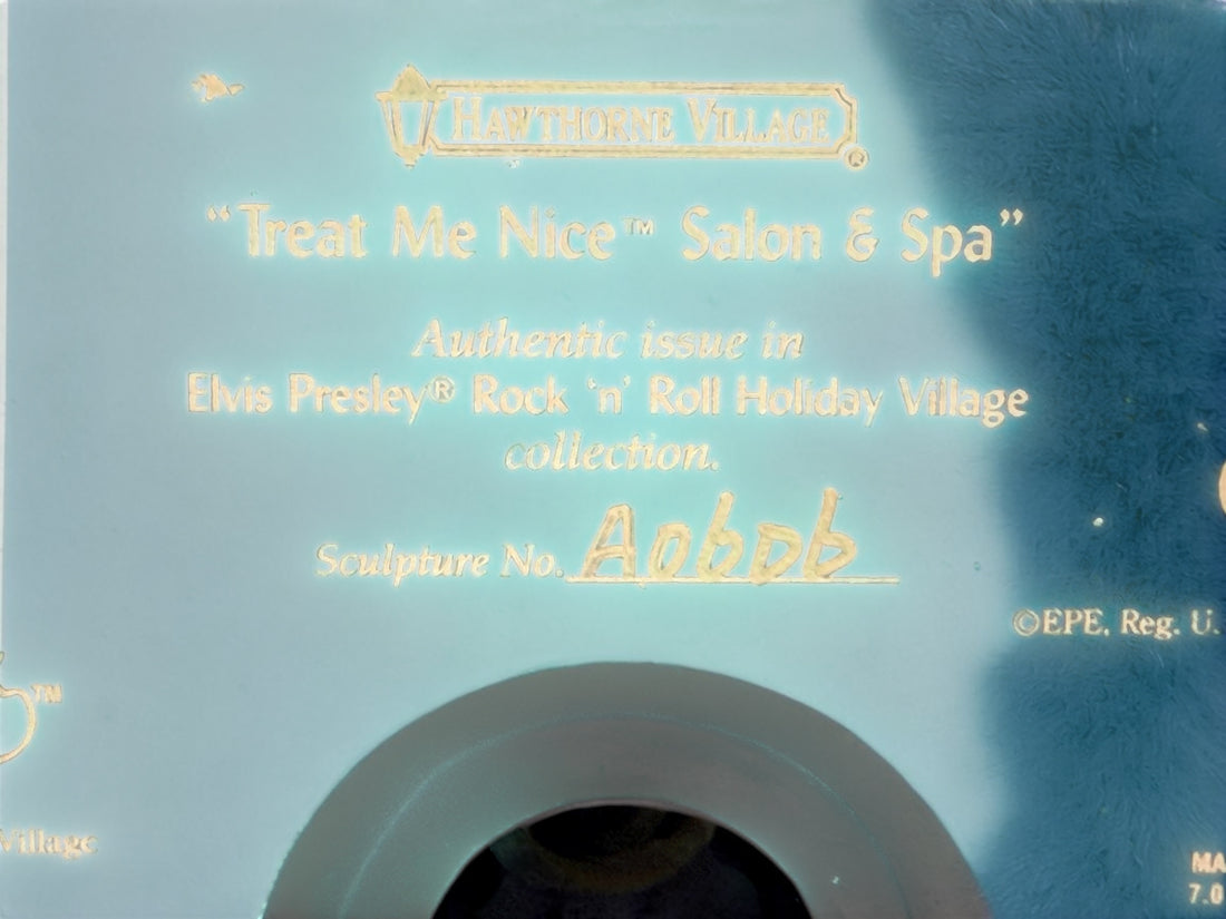 2010 Hawthorne Village Elvis Presley Village de Noël "Treat Me Nice" Salon & Spa