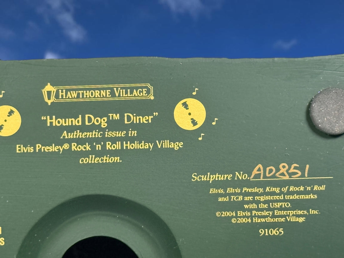 Retired Hawthorne Village Elvis Presley Hound Dog Diner Christmas village building. Detailed illuminated collectible in very good condition. Light cord not included.