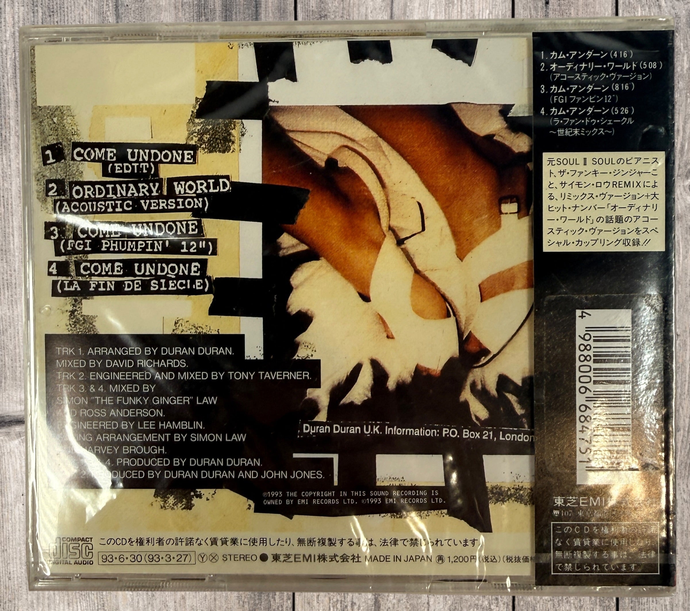 Original 1993 Japanese Duran Duran Come Undone CD Maxi Single TOCP-7822 with original obi strip. Includes Ordinary World Acoustic Version and exclusive remixes.