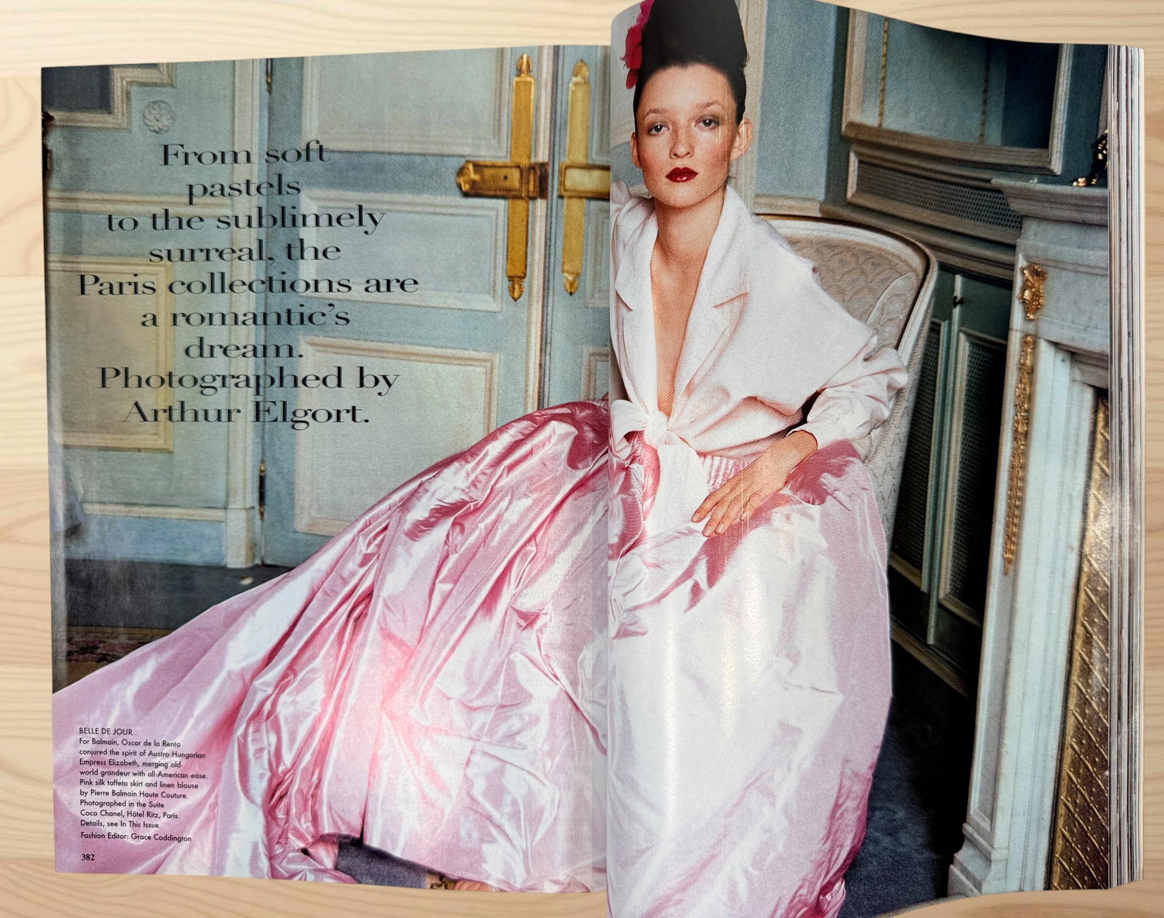 Original March 1999 Vogue Magazine featuring Carolyn Murphy, Naomi Campbell, Arthur Elgort editorials, Gucci fashion, and over 520 pages of iconic Y2K-era style.