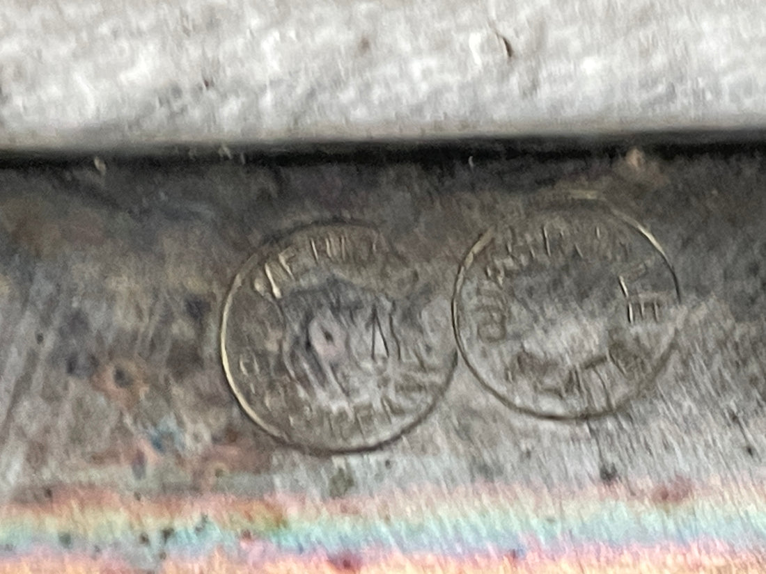 Plateau de service antique en métal argenté de la Meriden B. Company – L39/20