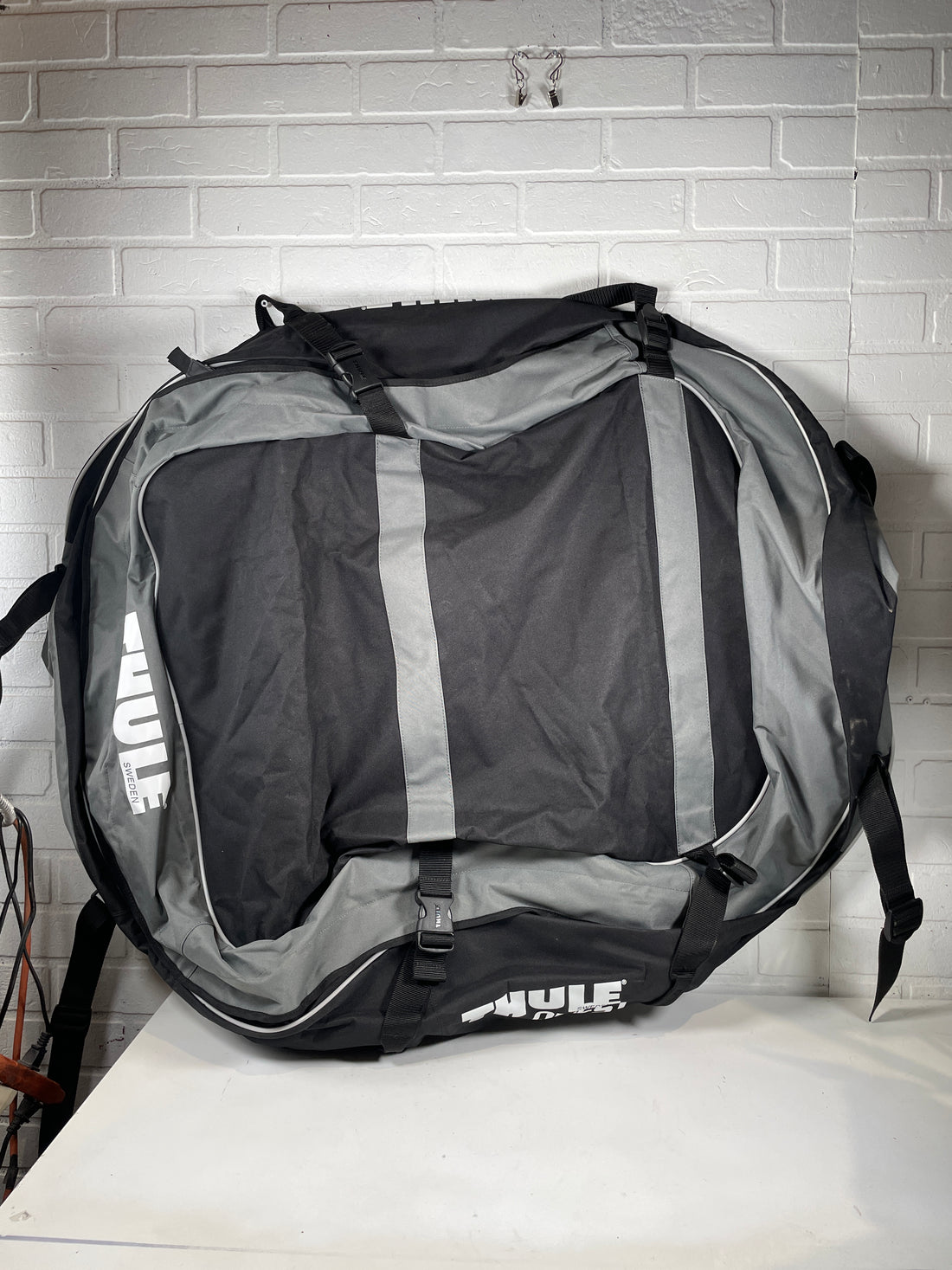 Thule Quest Soft Rooftop Cargo Bag – 13 cu ft, Collapsible, 600D Nylon