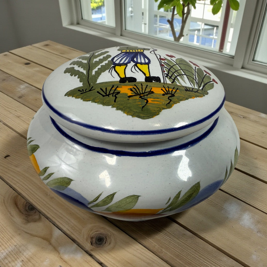 Hand-painted Henriot Quimper faience covered bowl with Breton figure lid, dated 2001. Studio-quality collectible in excellent condition. France-made ceramic.