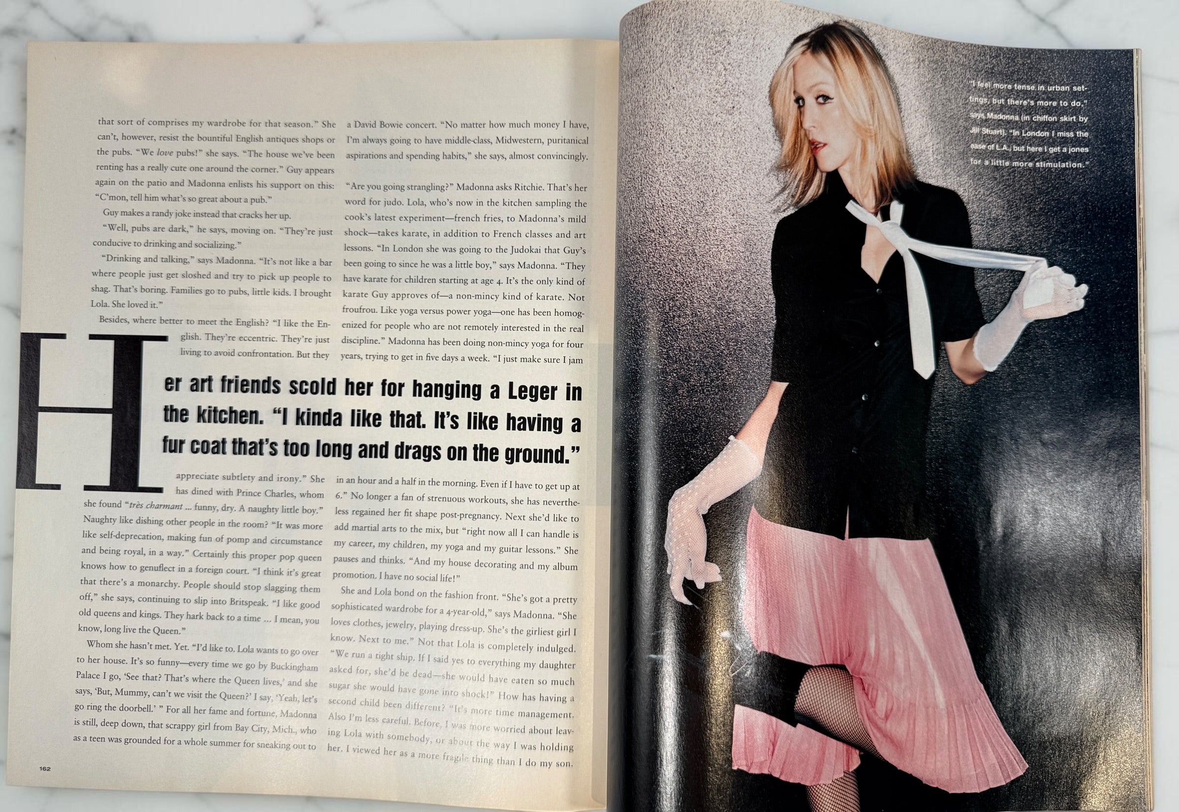 Shop InStyle January 2001 featuring Madonna on the cover with the “Mad for Madonna” interview and photography. Original Y2K celebrity magazine.