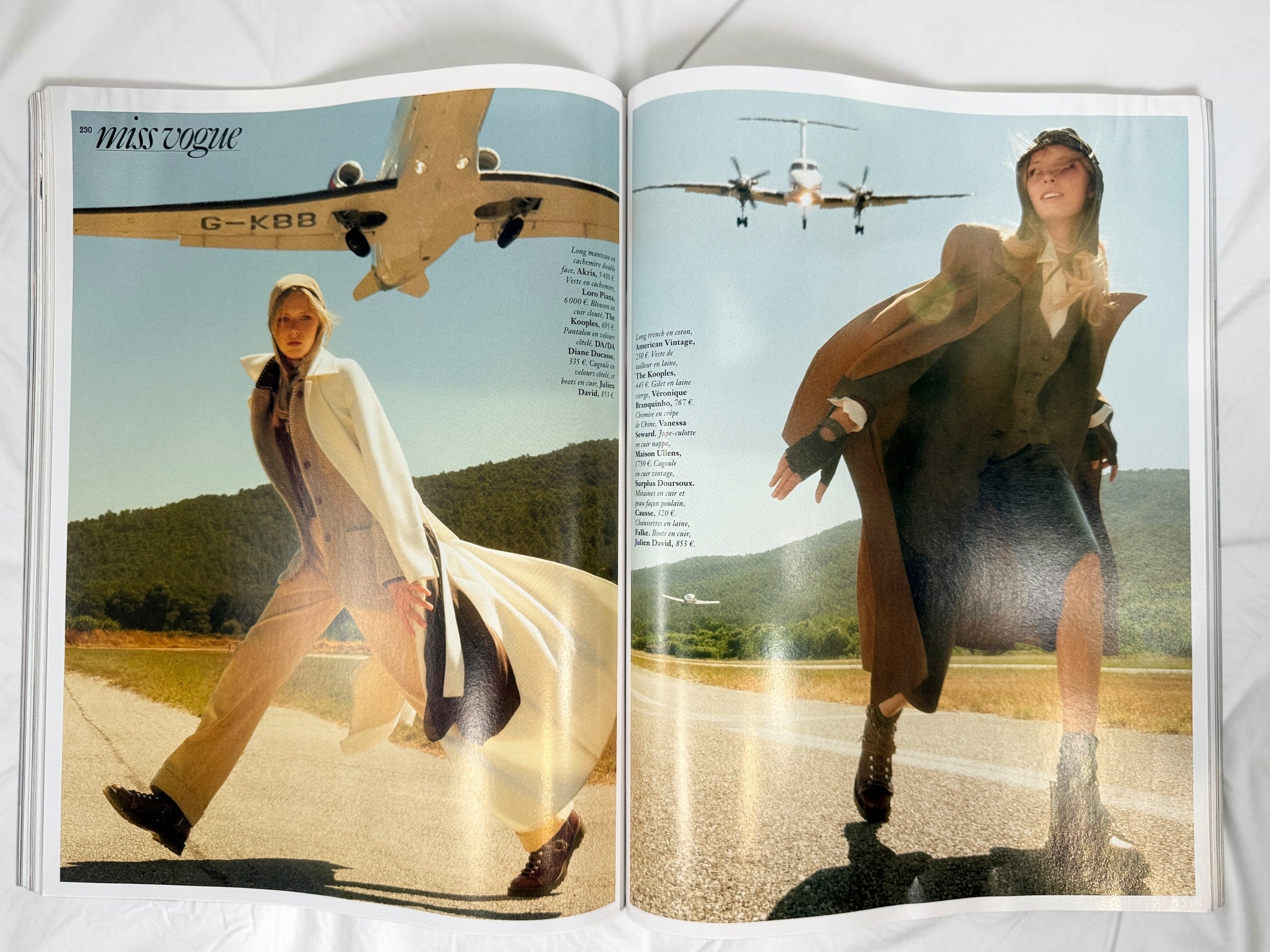 Vogue Paris October 2017 No. 981 featuring Cara Delevingne photographed by David Sims. Collectible French fashion magazine with editorials and luxury ads.