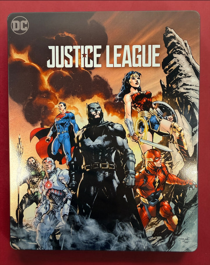 Justice League 2017 Limited Edition SteelBook featuring Jim Lee artwork. Includes 4K UHD and Blu-ray discs in collectible DC SteelBook packaging.