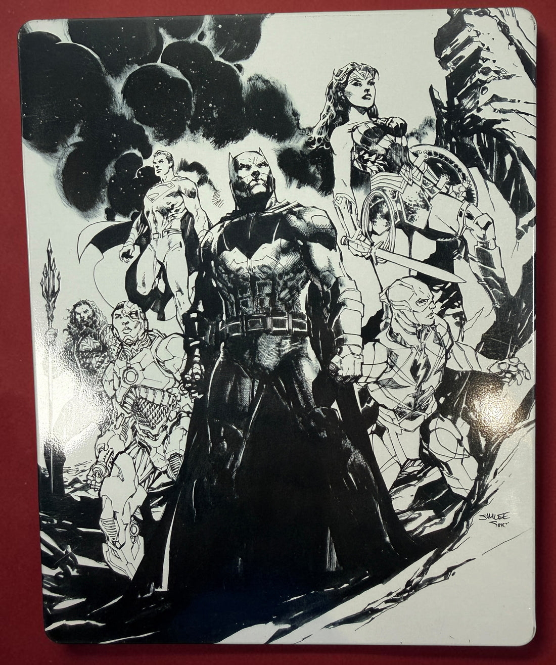 Justice League 2017 Limited Edition SteelBook featuring Jim Lee artwork. Includes 4K UHD and Blu-ray discs in collectible DC SteelBook packaging.