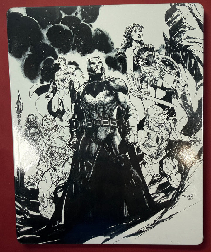 Justice League 2017 Limited Edition SteelBook featuring Jim Lee artwork. Includes 4K UHD and Blu-ray discs in collectible DC SteelBook packaging.