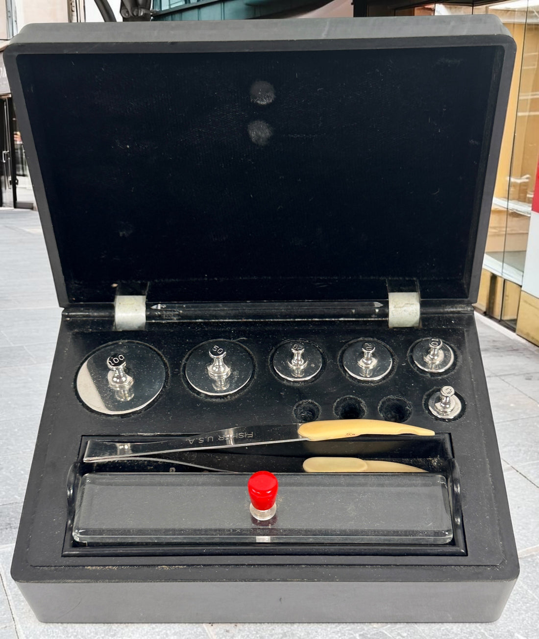 Vintage Fisher Scientific PERMAS analytical balance weight set with original fitted case, six precision weights and Fisher tweezers. Mid-century USA.