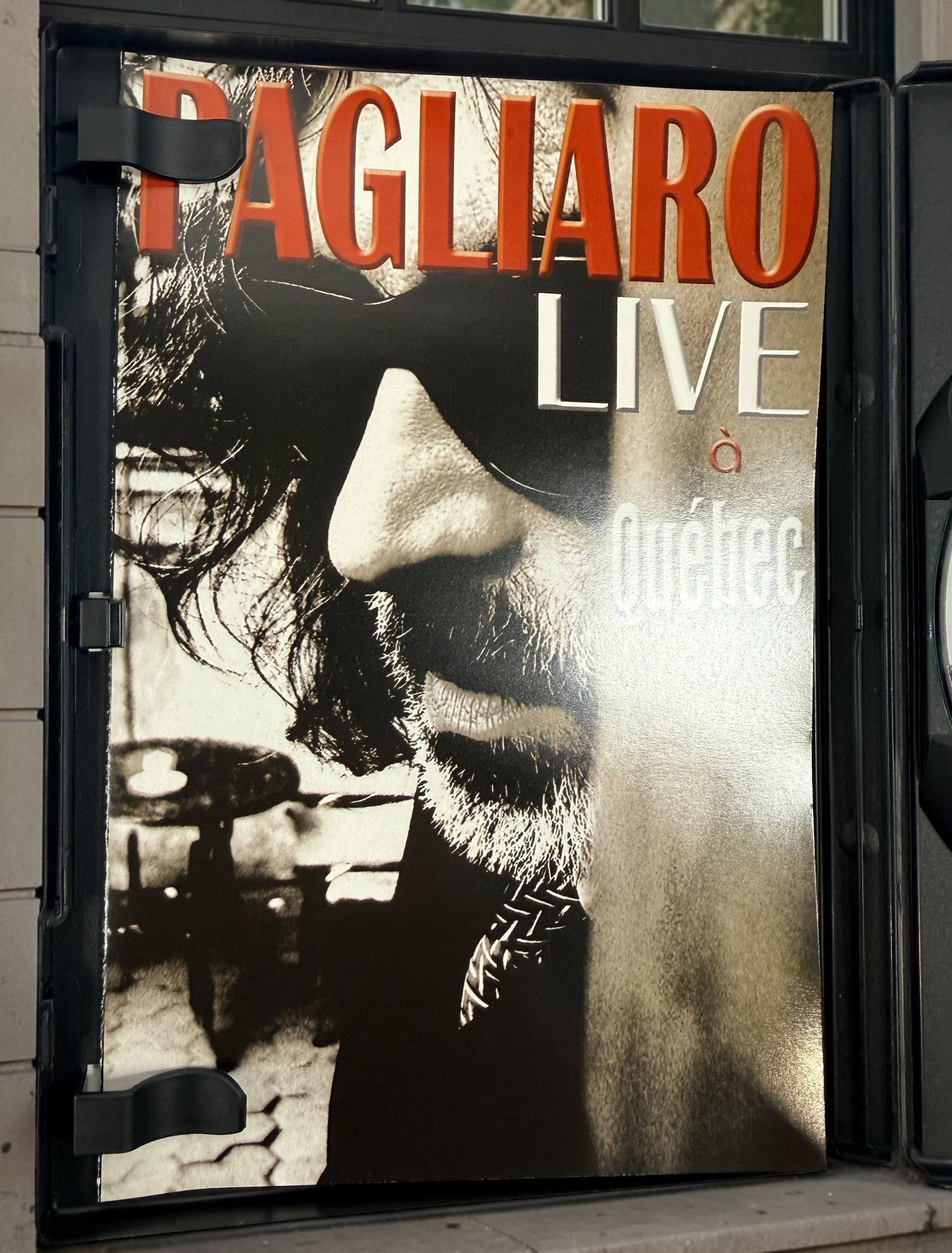 Michel Pagliaro, Live à Québec, 2005 DVD – Signed Copy. – Éco