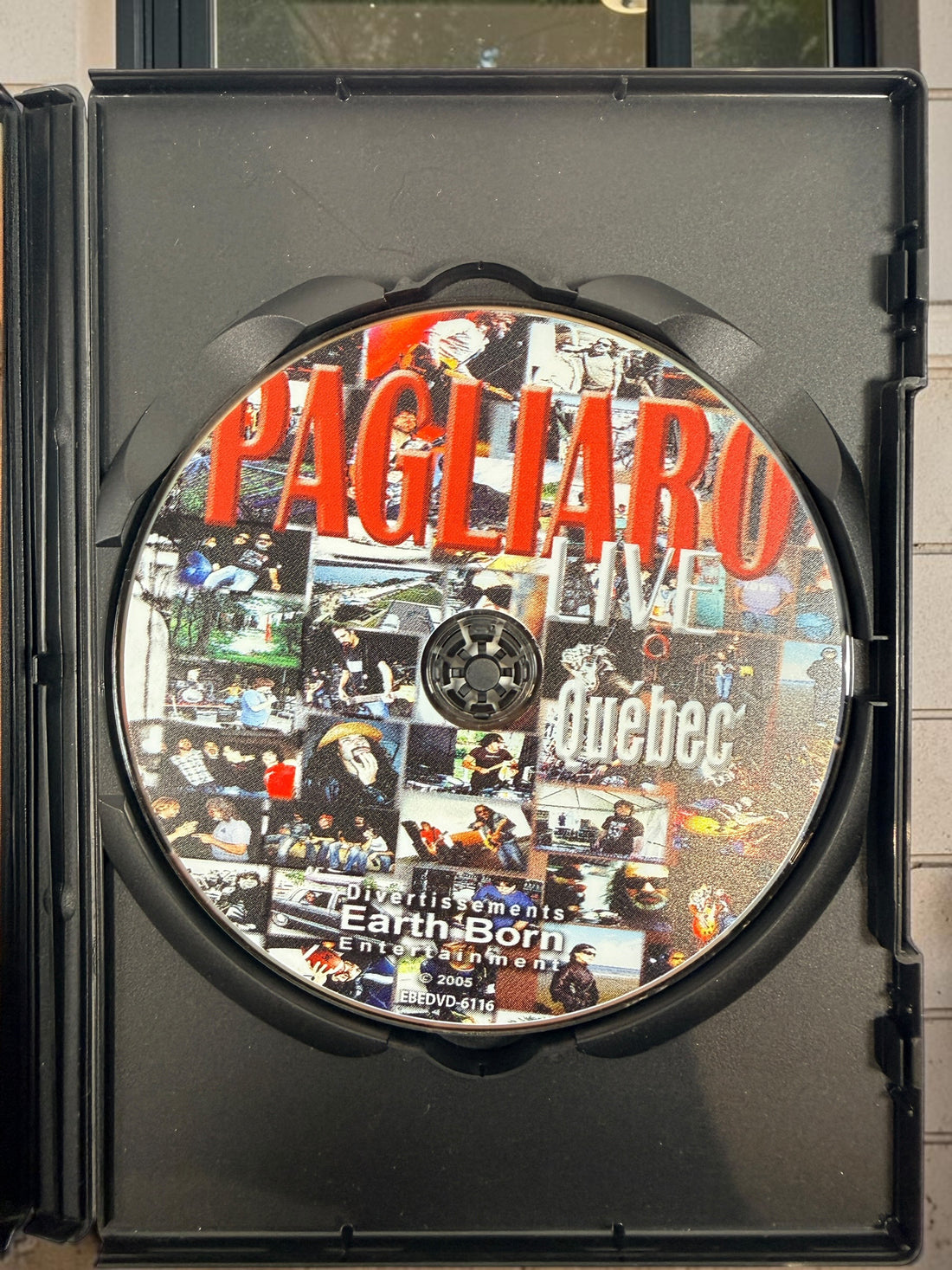Michel Pagliaro Live à Québec 2005 concert DVD with multiple handwritten signatures. Recorded at Théâtre Impérial, Québec. Collectible Canadian rock DVD.