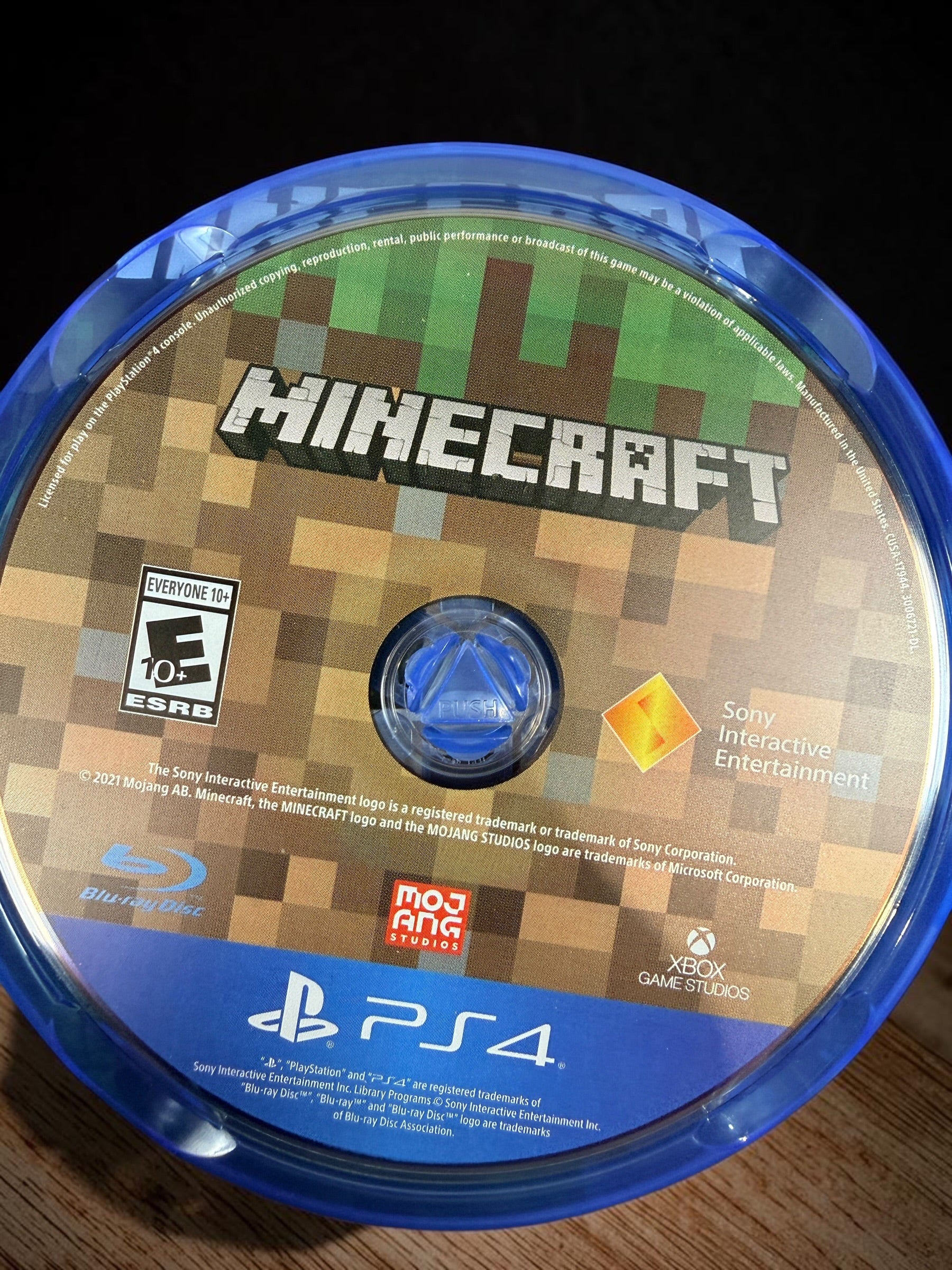 Complete Minecraft for PS4 with original case, game disc and Starter Pack insert. PS VR compatible. Very good pre-owned condition.
