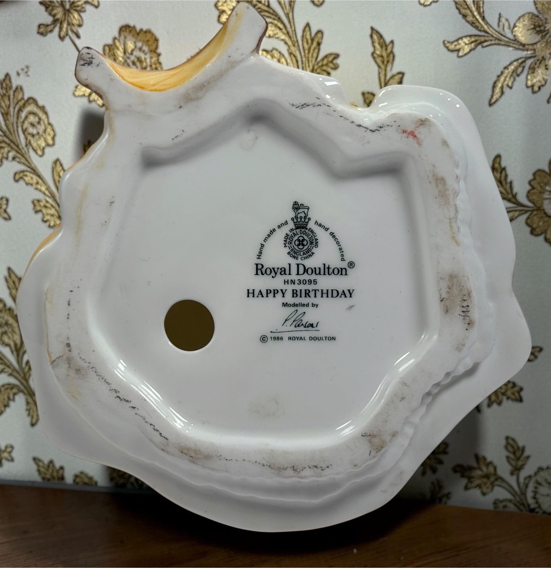 Royal Doulton, figurine de collection Happy Birthday HN3095, porcelaine anglaise, 1986