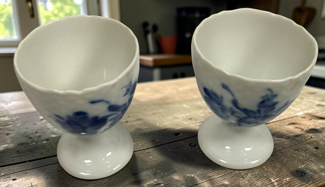 Vintage Royal Copenhagen Blue Flower 10/1568 porcelain egg cups, matching pair with hand-painted cobalt floral decoration, made in Denmark.