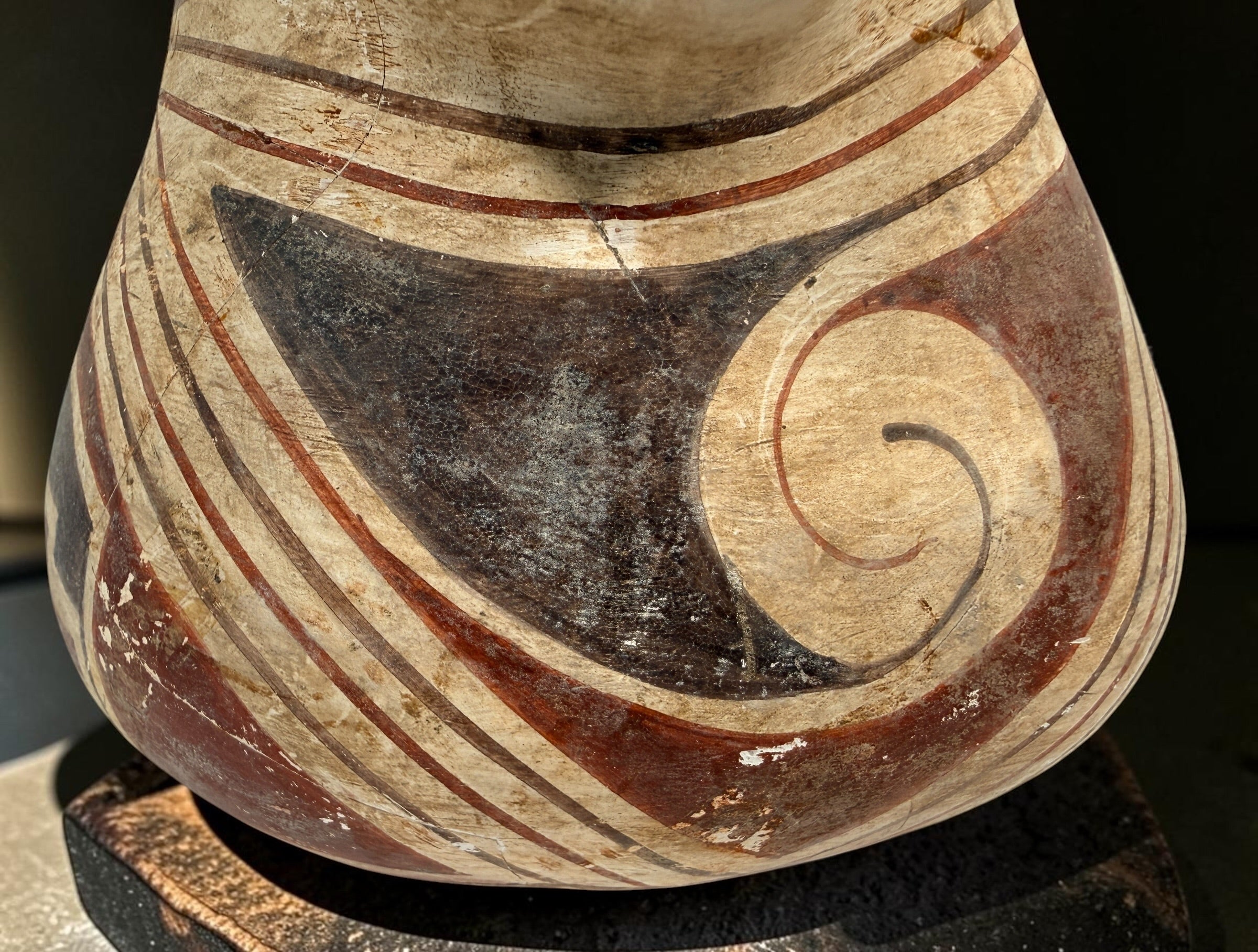 Vintage INAH Mexico Casas Grandes badger effigy pottery vessel with Ramos-style polychrome decoration. Previously repaired; see photos for condition.