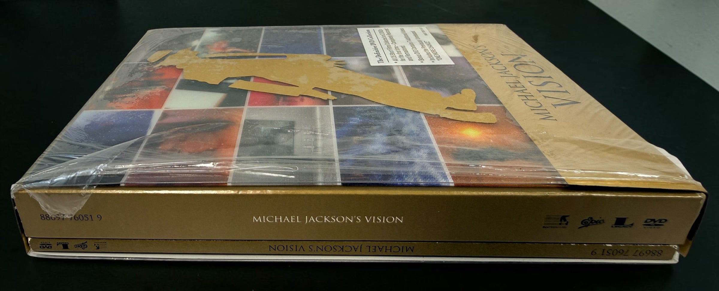 Michael Jackson's Vision three-DVD set, product photo 4