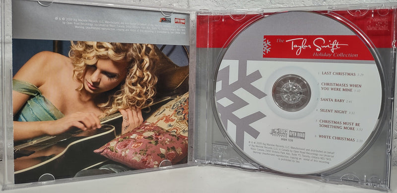 Lot de 2 CD Taylor Swift, Collection Fearless &amp; Holiday