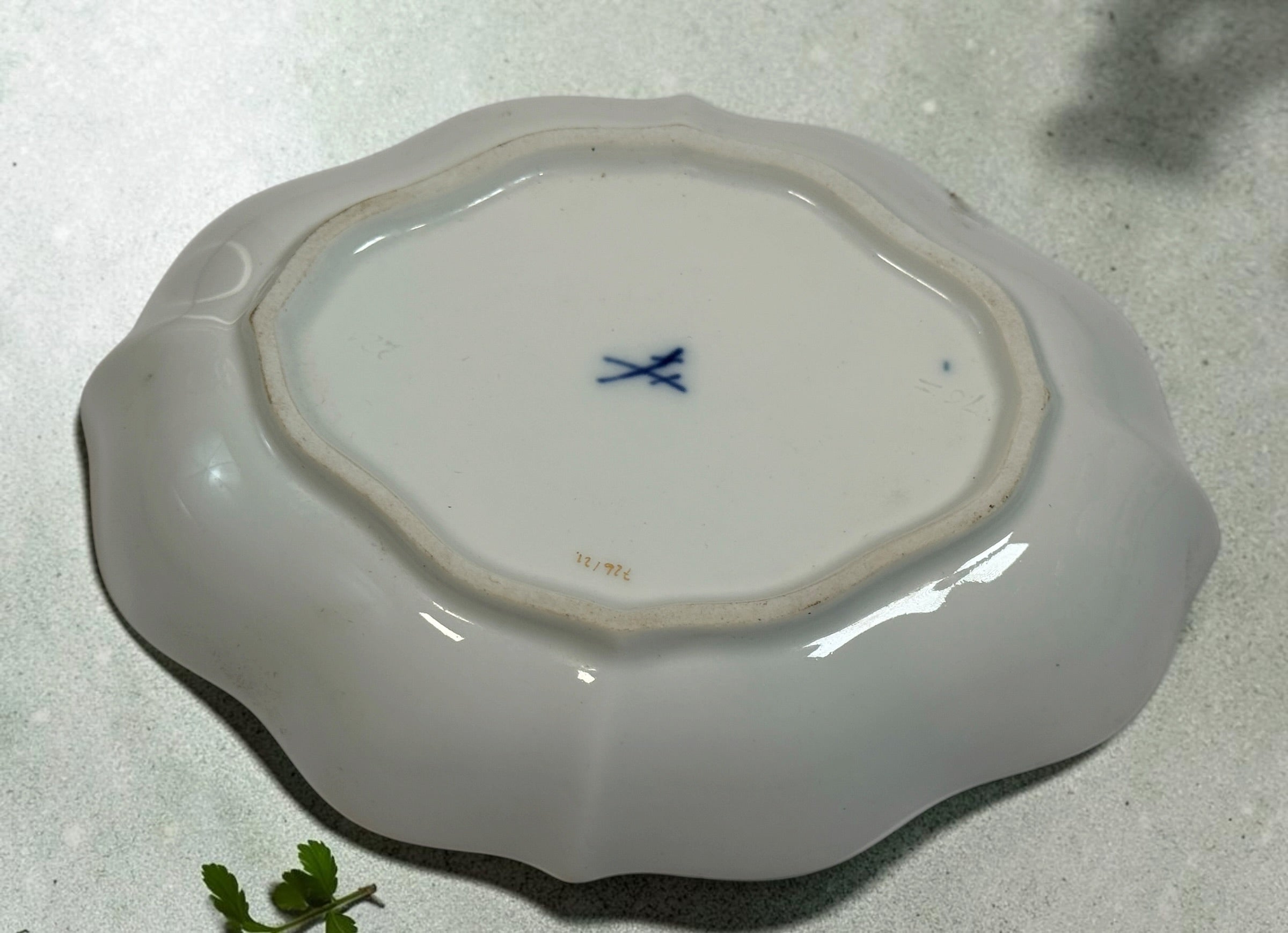 Vintage Meissen Red Dragon oval porcelain dish with gold trim and scalloped edges. Measures 6 × 4.5 inches. Collectible German porcelain.