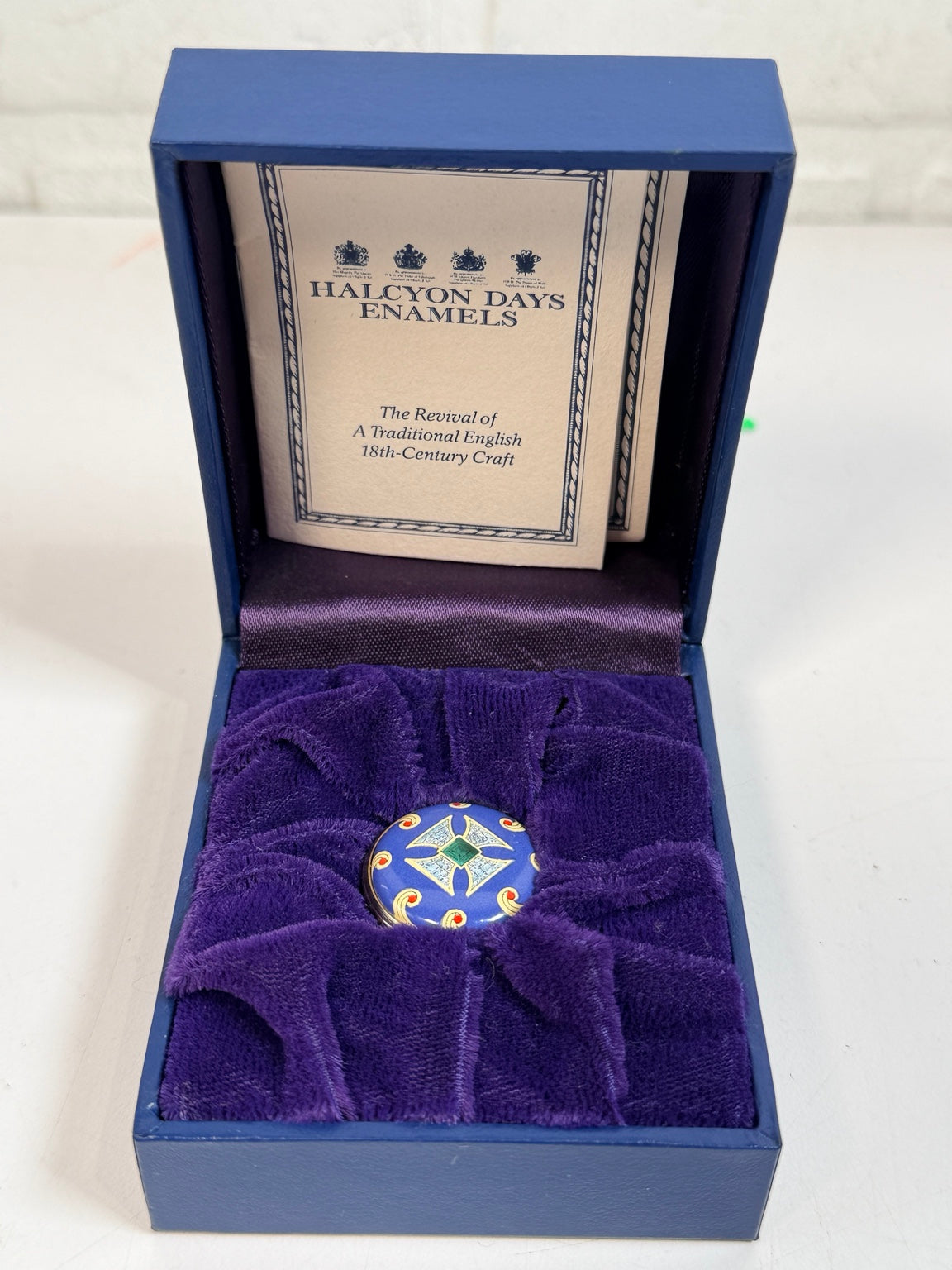 Halcyon Days Jewel House Tower of London enamel box – view 1