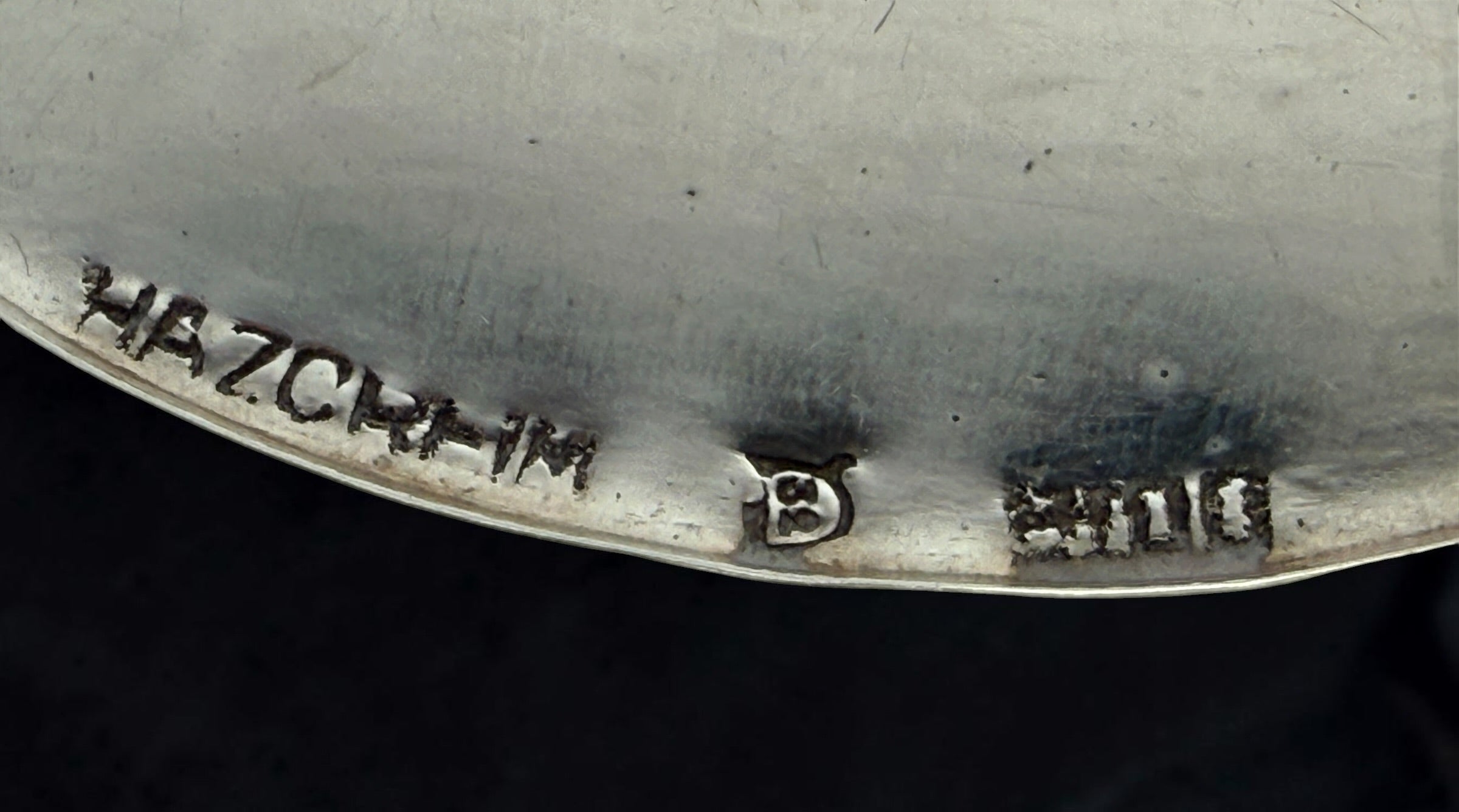 Hazorfim hallmark and metal markings