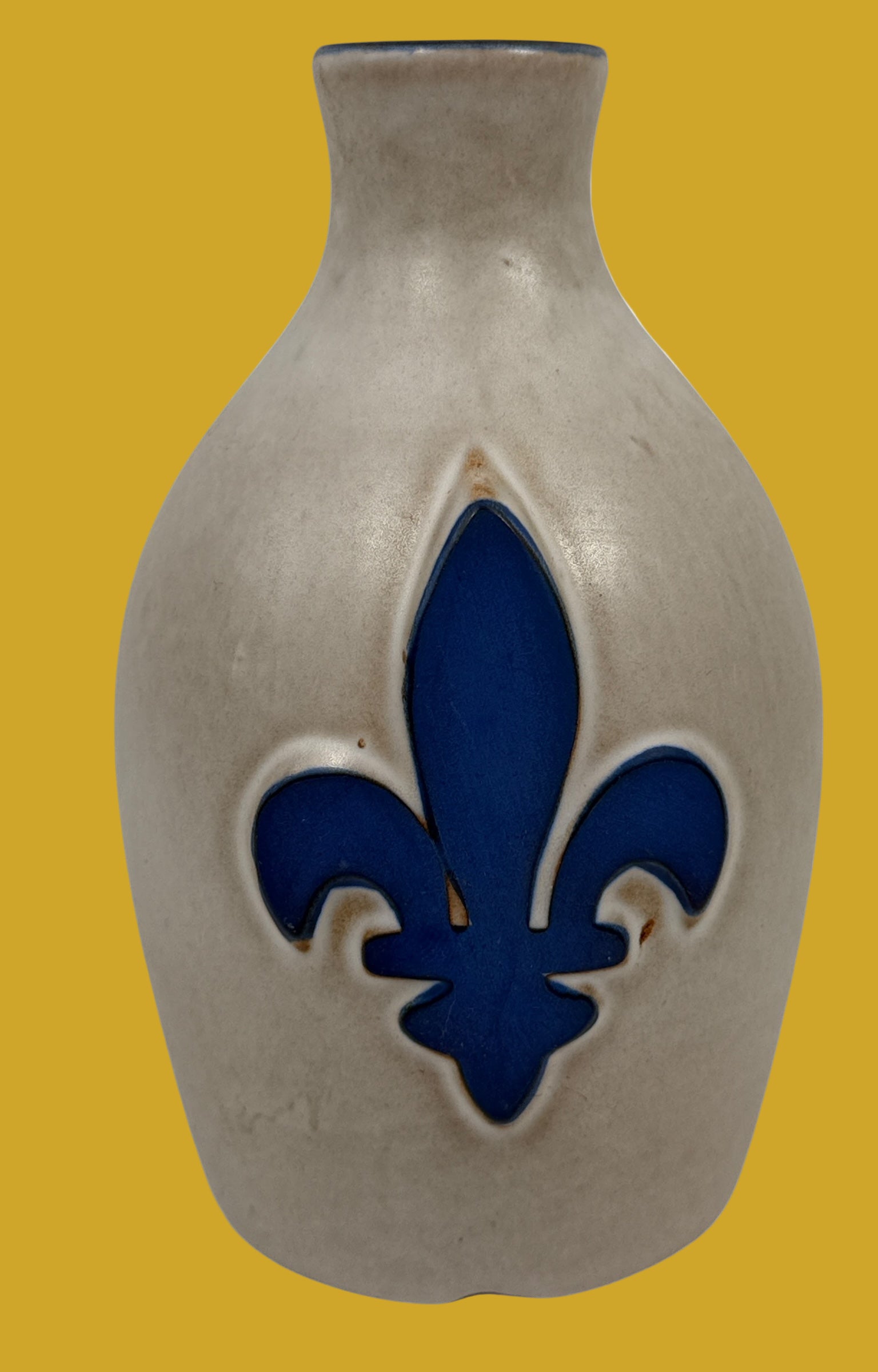 Vase en grès Studio Québec – Fleur de Lys bleue, Le Cruchon de Québec