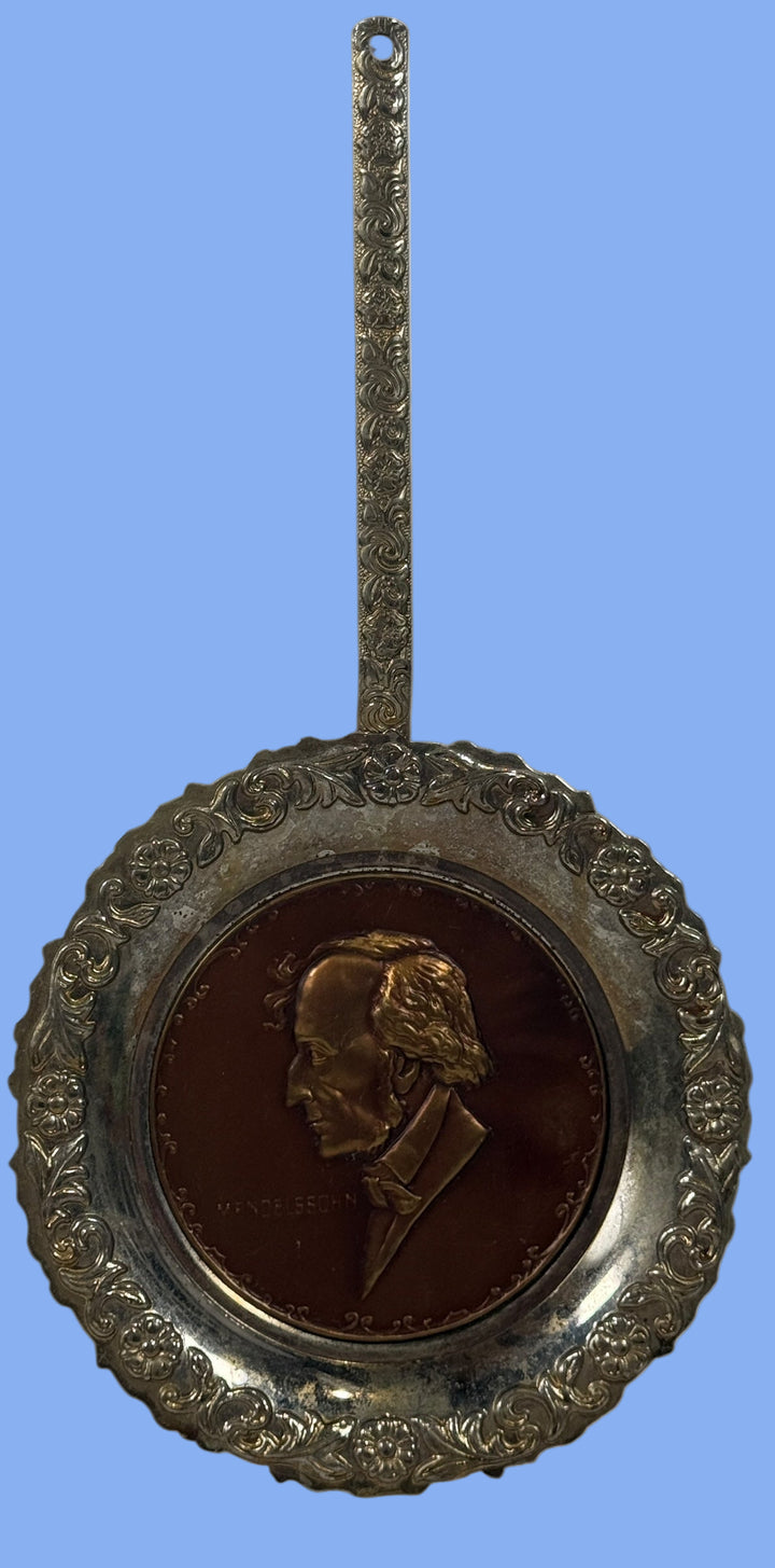 Vintage Brass Wall Plaque – Felix Mendelssohn Portrait Relief, 5¾″ – Ornate Floral Border