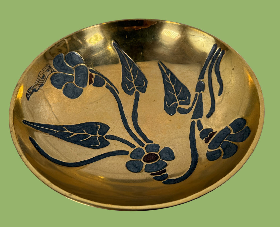 Bol floral vintage en laiton peint à la main – Mid-Century India