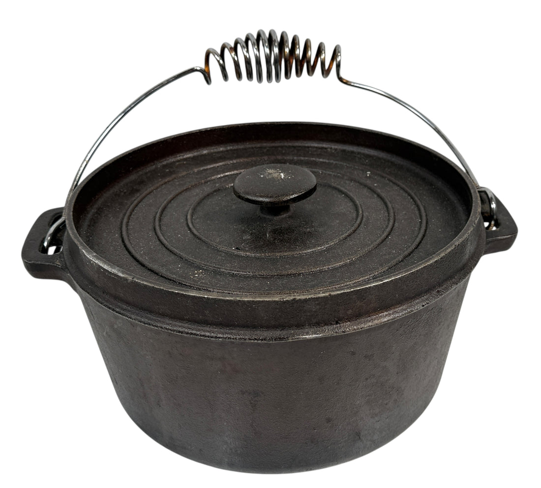 Vintage Benjamin & Medwin Cast Iron Dutch Oven with Coil Bail Handle & Lid – Campfire / Kitchen Use