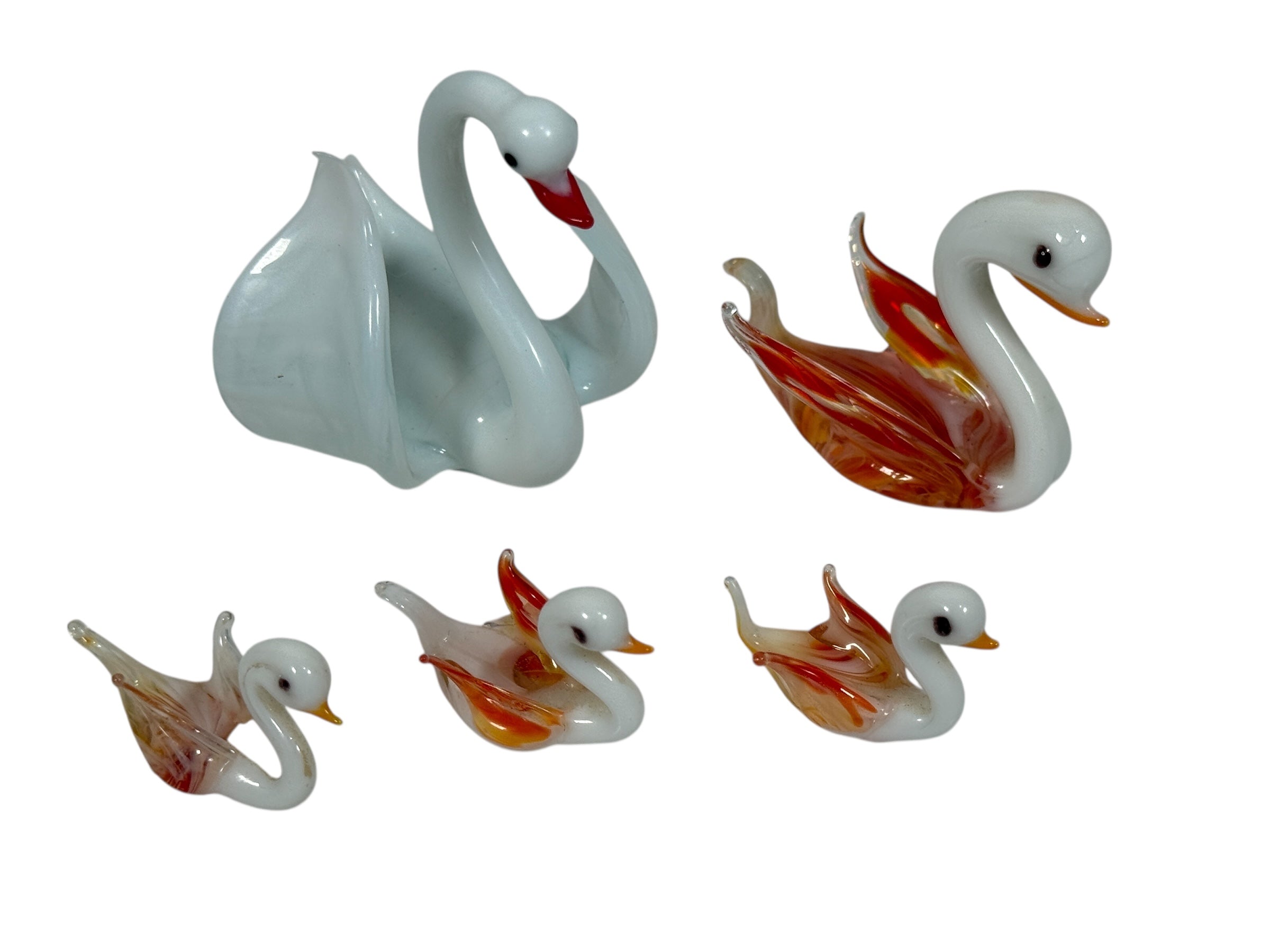 Murano-style art glass swan family set with opaline bodies and amber wings. Decorative 5-piece vintage-style glass display.