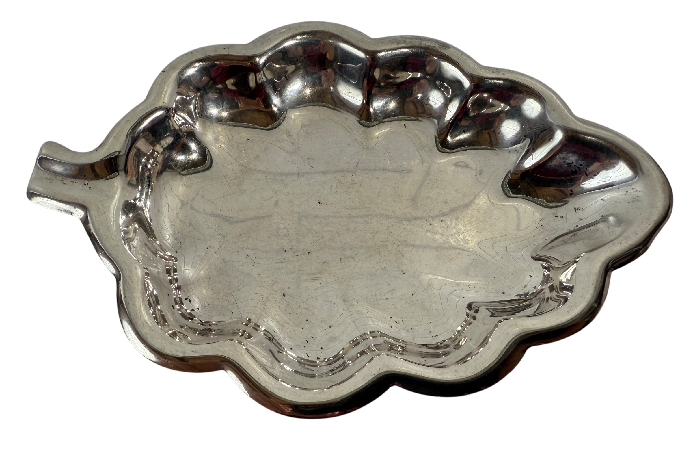 Bonbonnière en argent sterling, 68 g, en forme de feuille, 15,2 cm (6-1/4 po), MCM