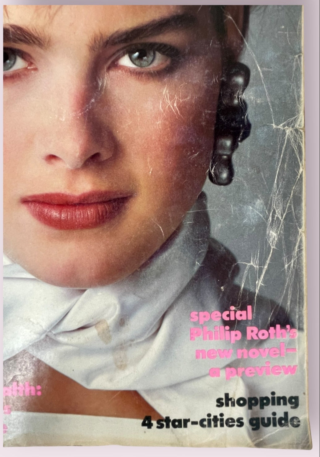 Vogue – Octobre 1983 avec Brooke Shields sur la couverture emblématique de Richard Avedon