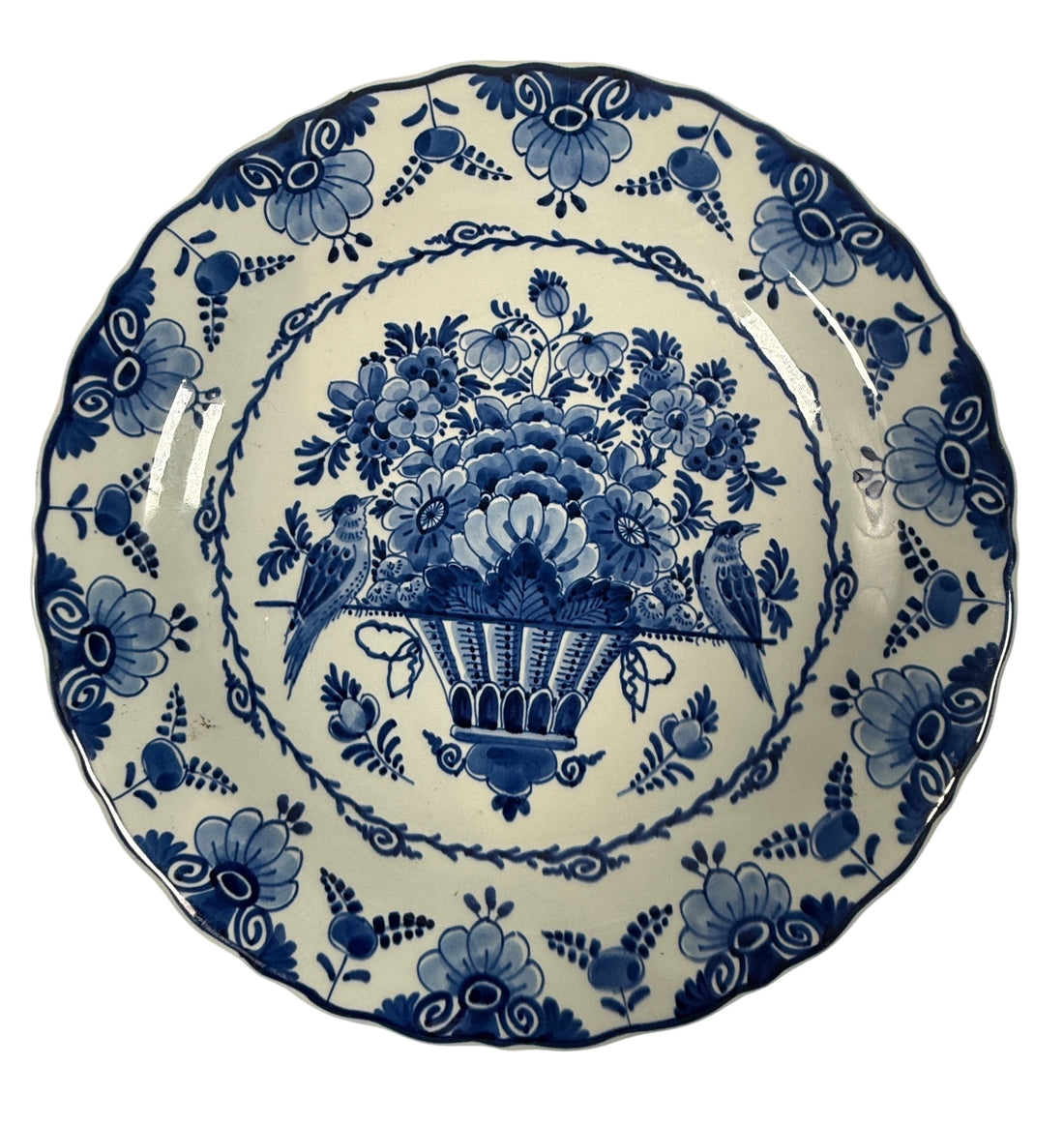 Assiette Royal Delft 1956 – Oiseaux et panier de fleurs peints à la main