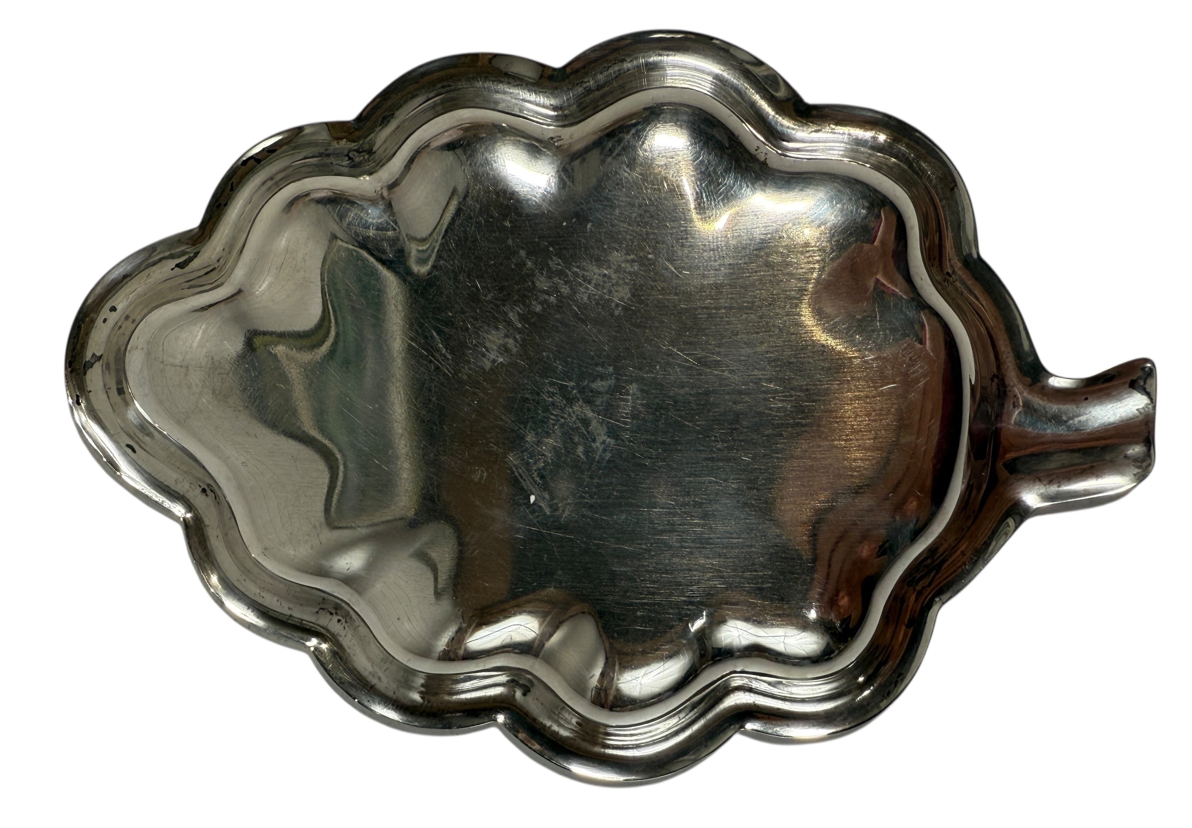 Bonbonnière en argent sterling, 68 g, en forme de feuille, 15,2 cm (6-1/4 po), MCM