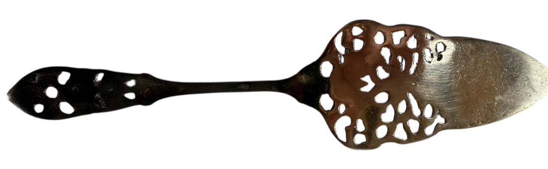 Pelle à pâtisserie percée en argent 800, style européen ancien, 47 g, motif floral rococo