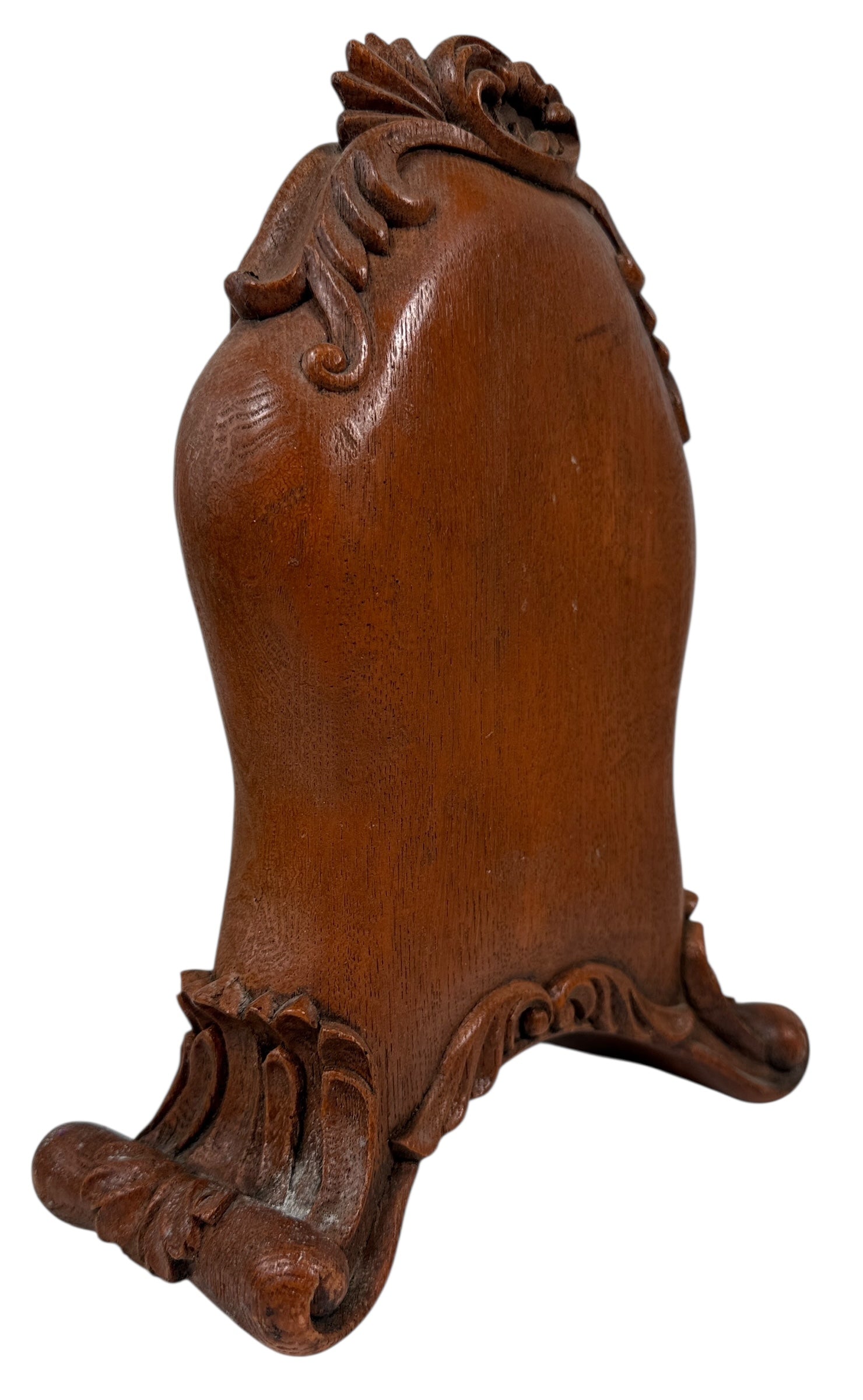 Vintage-Style Wooden Mantel Clock – Carved Rococo Design