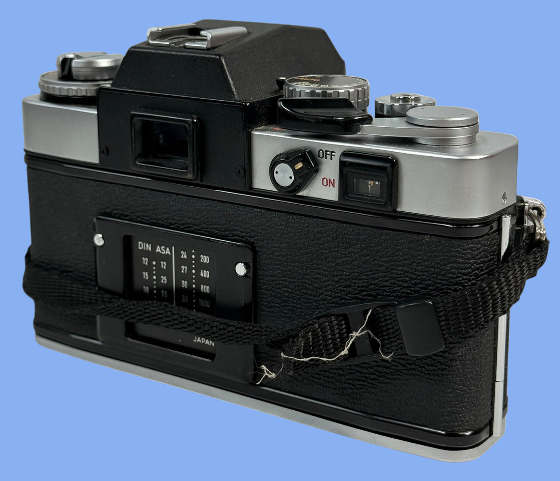 Minolta XE-5 35mm SLR Film Camera with Promaster 50mm f/1.7 Lens – AS-IS