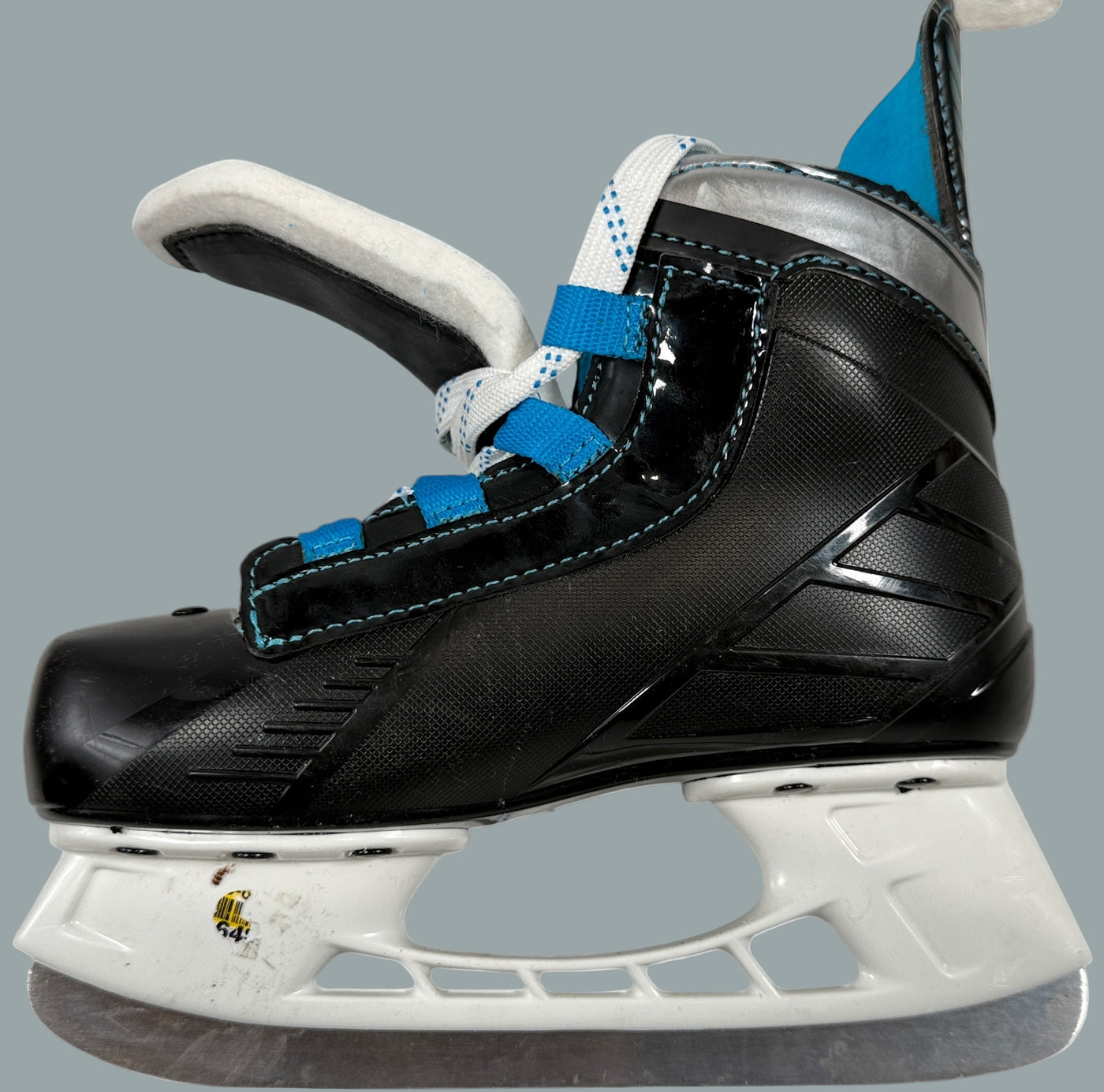 Qianly 1 Paire de Lacets pour Patins de Hockey sur Glace, Lacets Plats Cirés, 1 Cm de Large, Lacets pour Patins à roulettes, Lacets pour Chaussures, Blanc, 213 Cm Qianly 1 Paire de Lacets pour Patins de Hockey sur Glace, Lacets Plats Cirés, 1 Cm de Large, Lacets pour Patins à roulettes, Lacets pour Chaussures, Blanc, 213 Cm