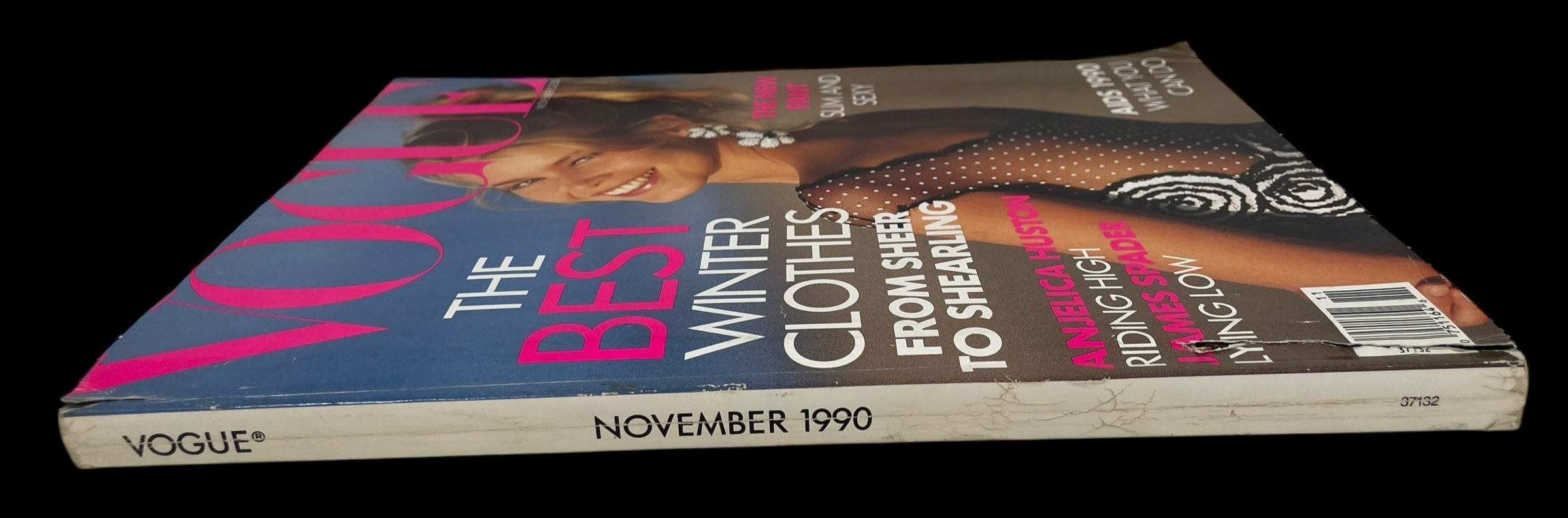 Vogue Magazine – November 1990, Claudia Schiffer Cover – Éco-Dépôt